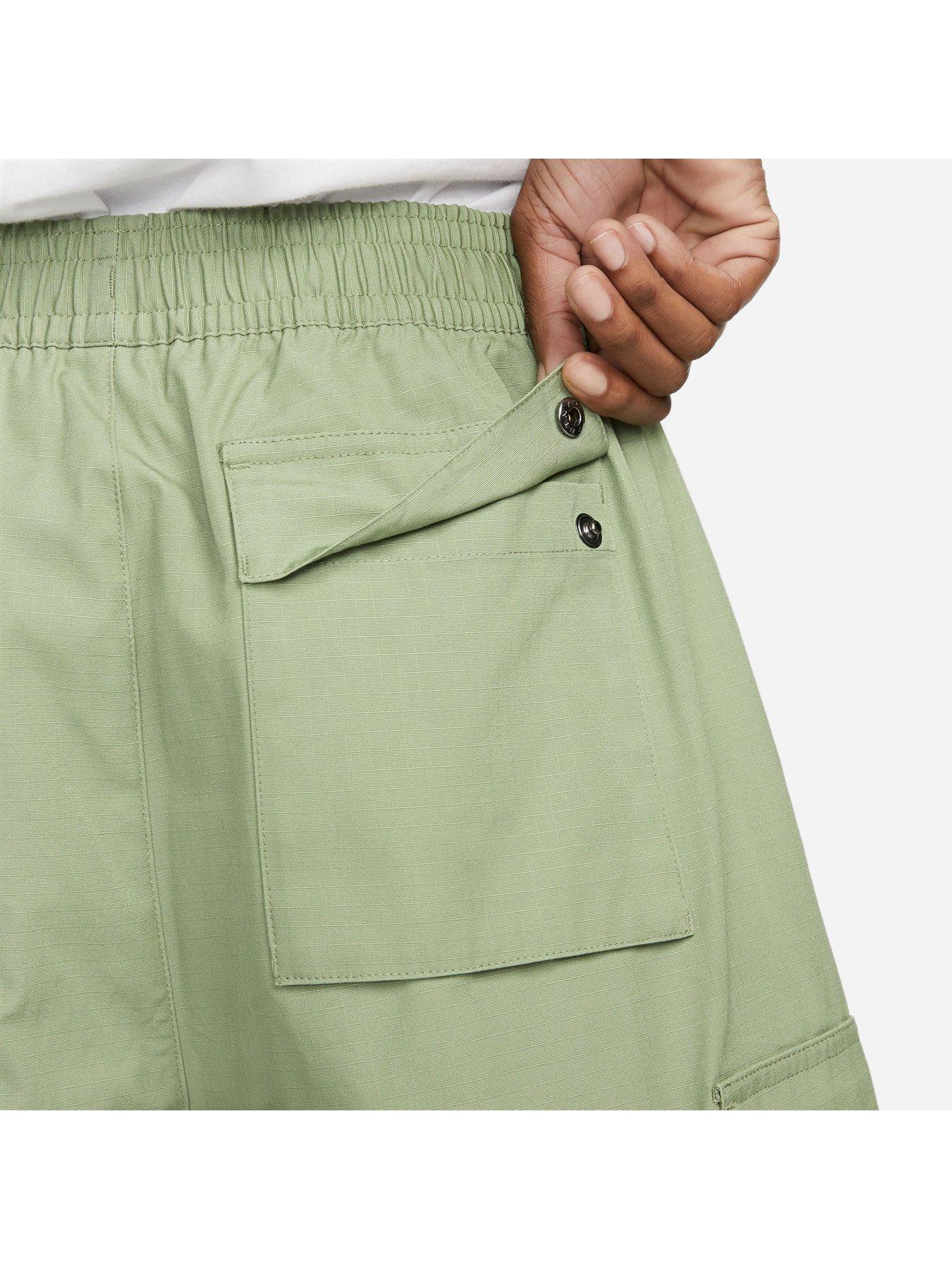 Nike Club Cargo Short - Green | Very.co.uk