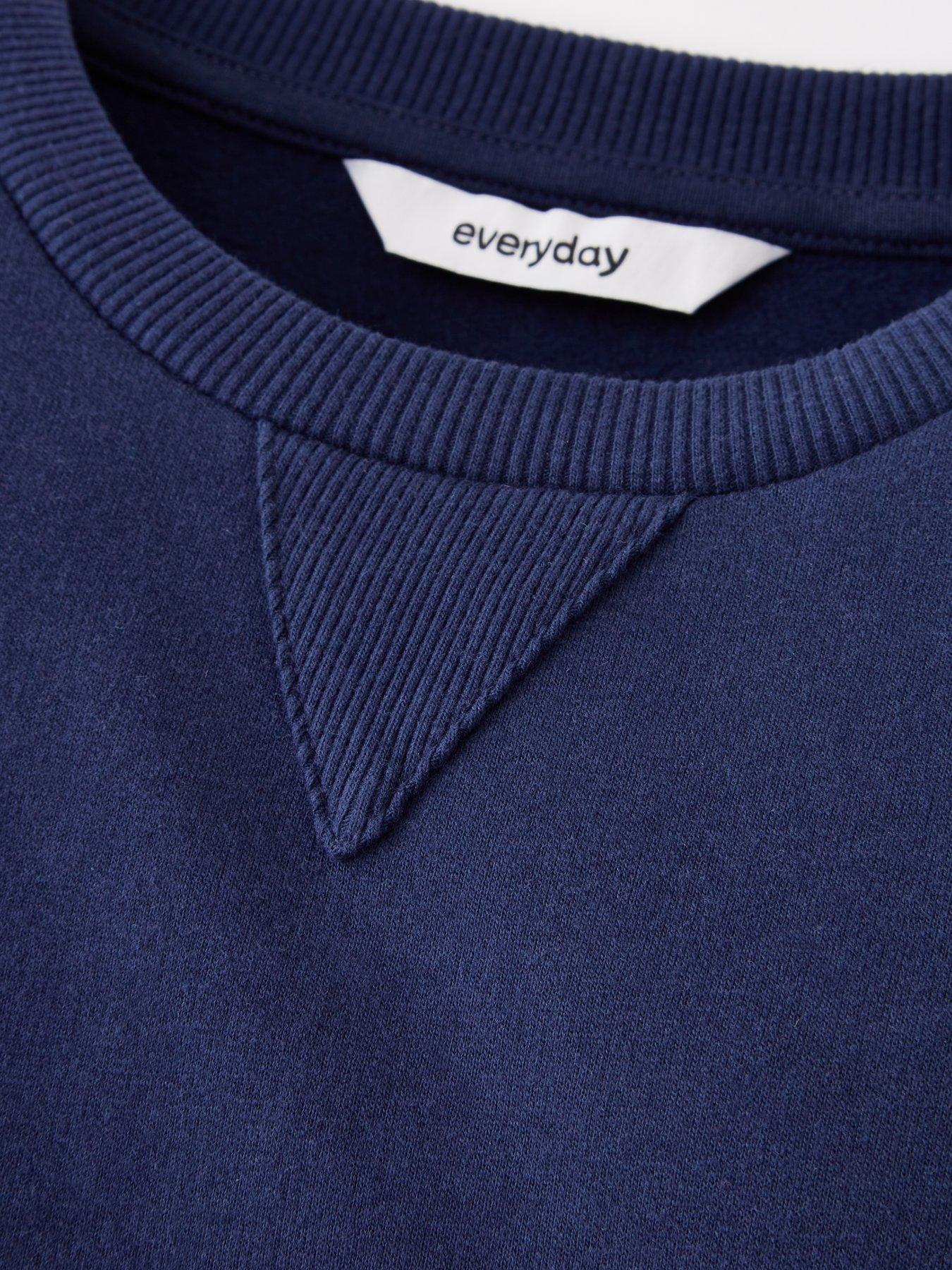 Everyday 2024 basic sweatshirt