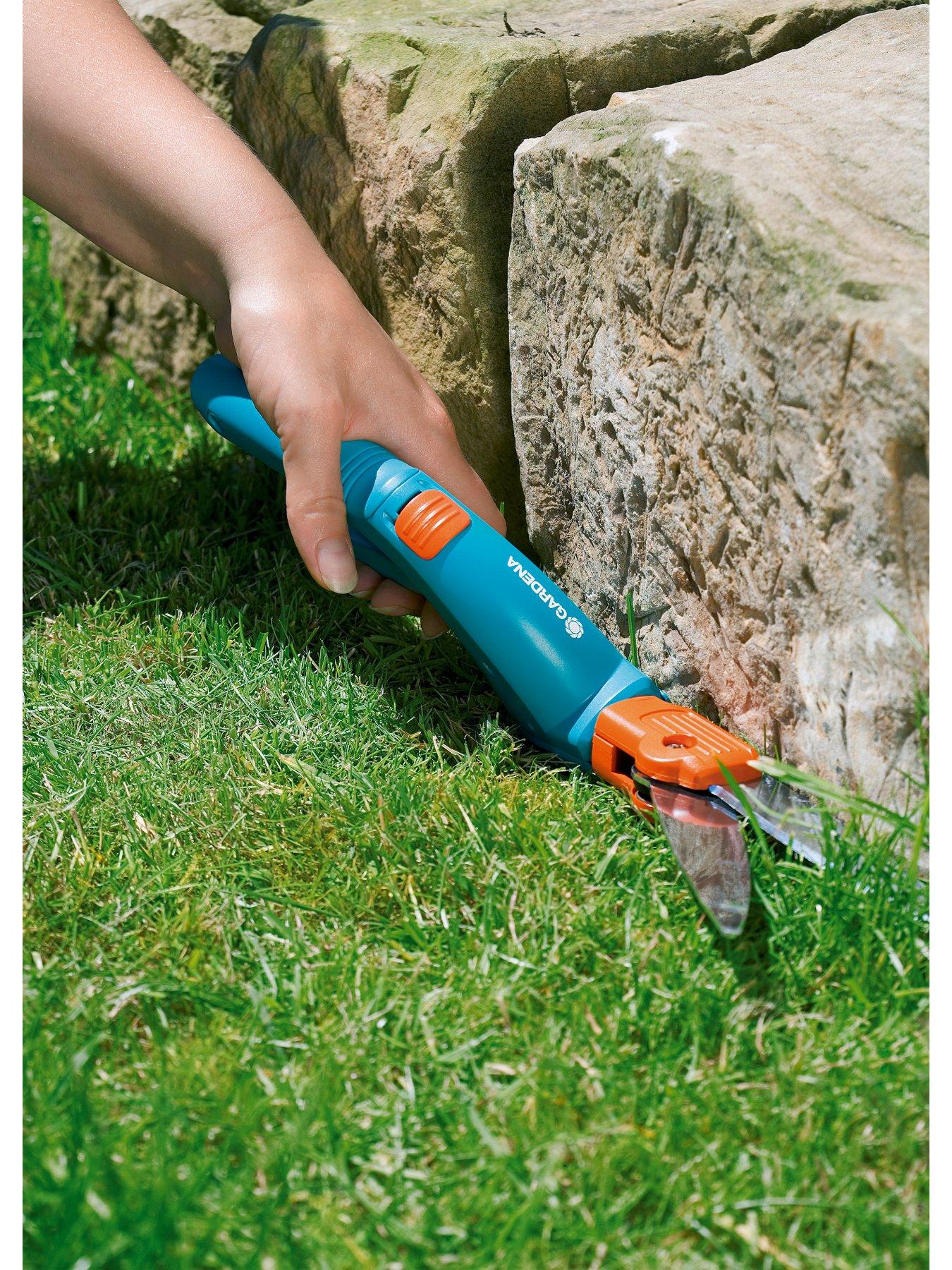 Image 3 of 4 of Gardena Classic Grass Shears - Rotatable