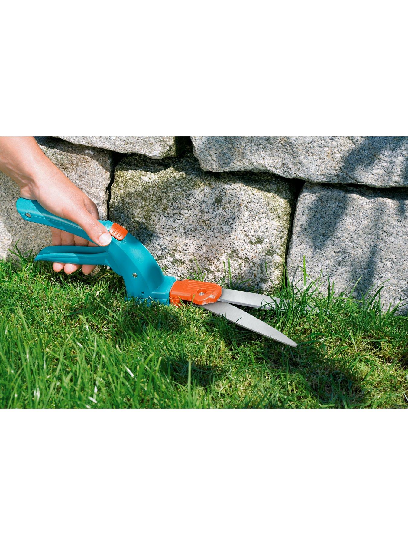 Image 4 of 4 of Gardena Classic Grass Shears - Rotatable
