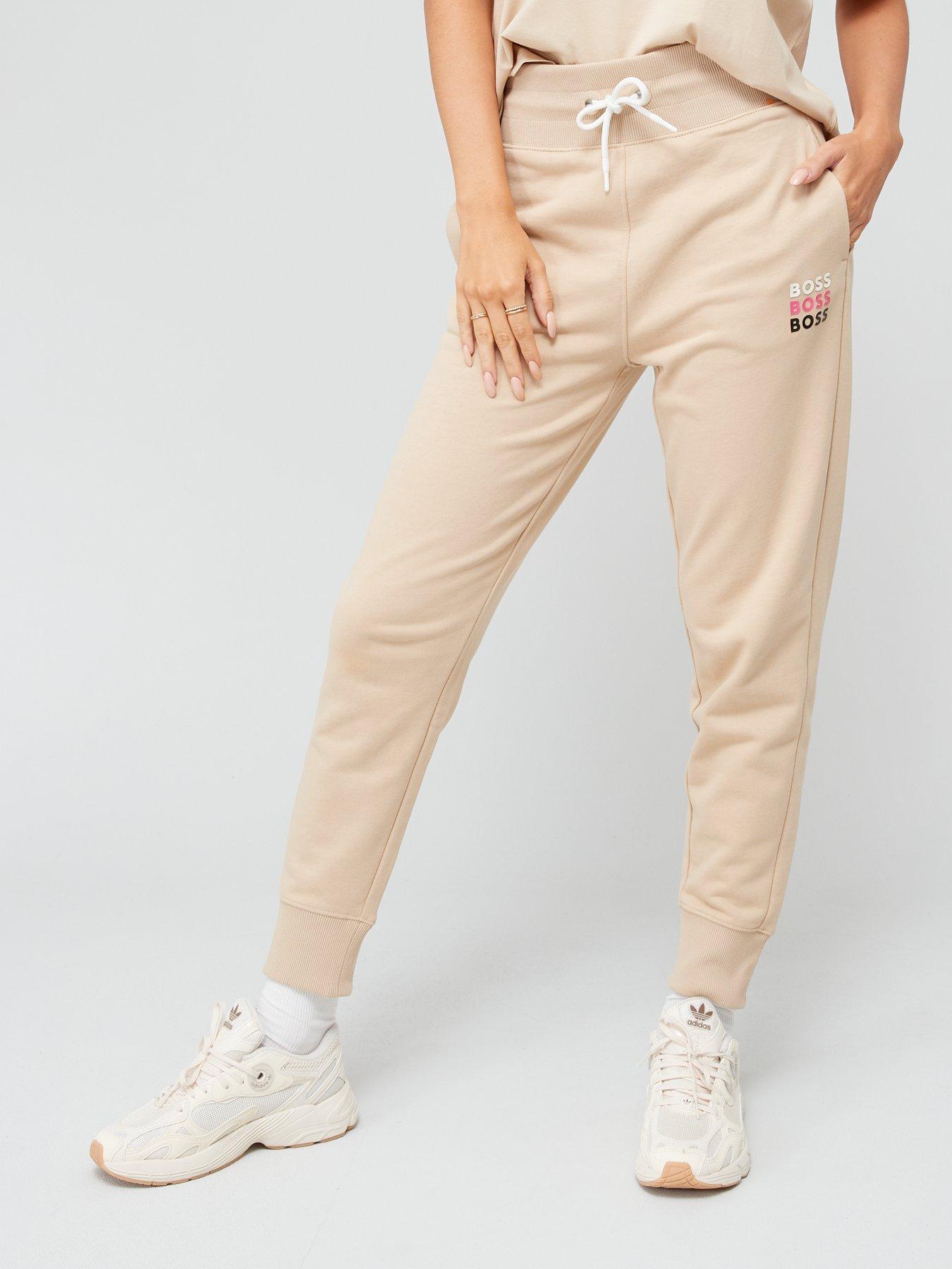 boss-triple-logo-jogger-beige