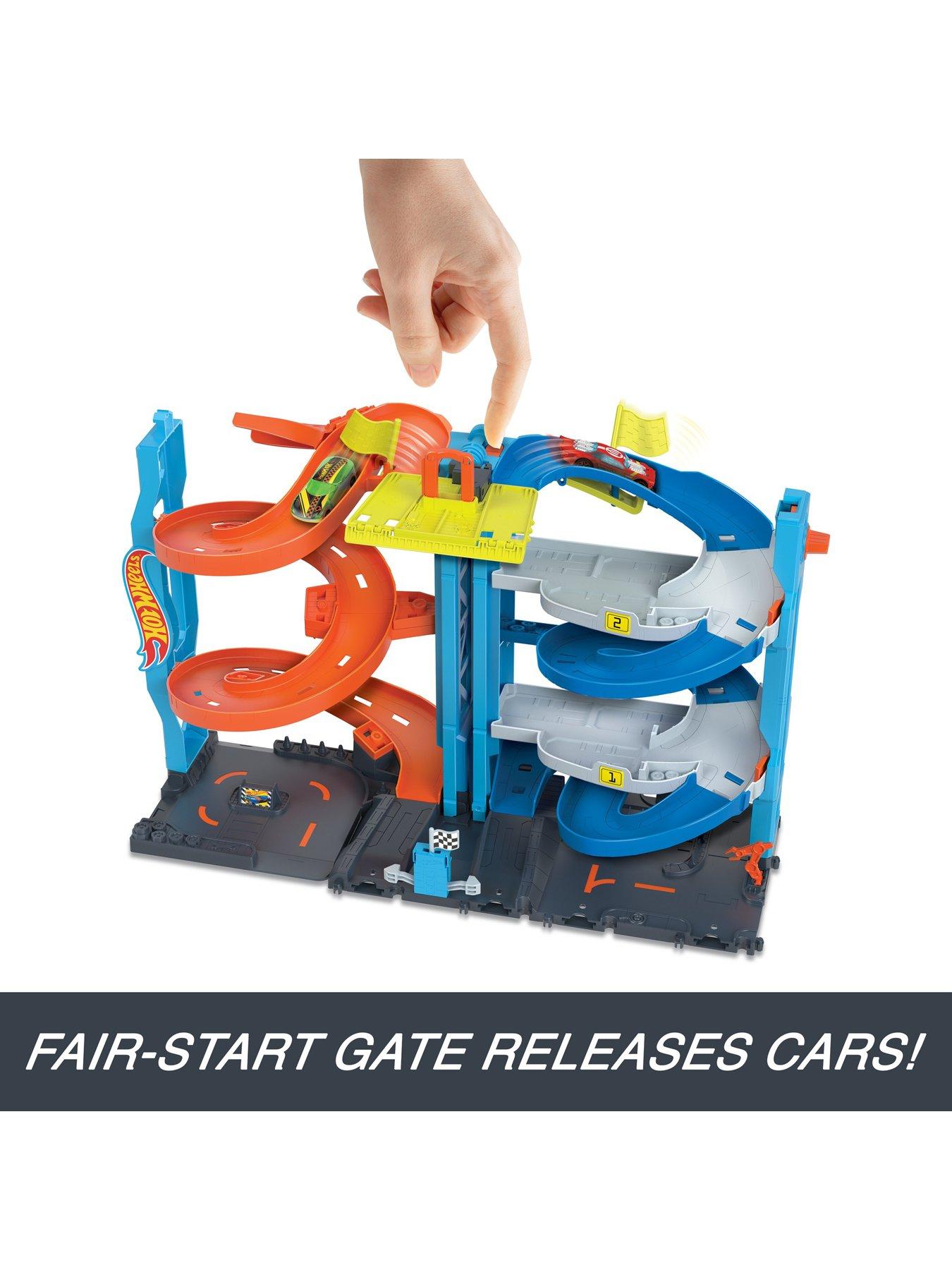 Image 4 of 7 of Hot Wheels City Transforming Race Tower Playset