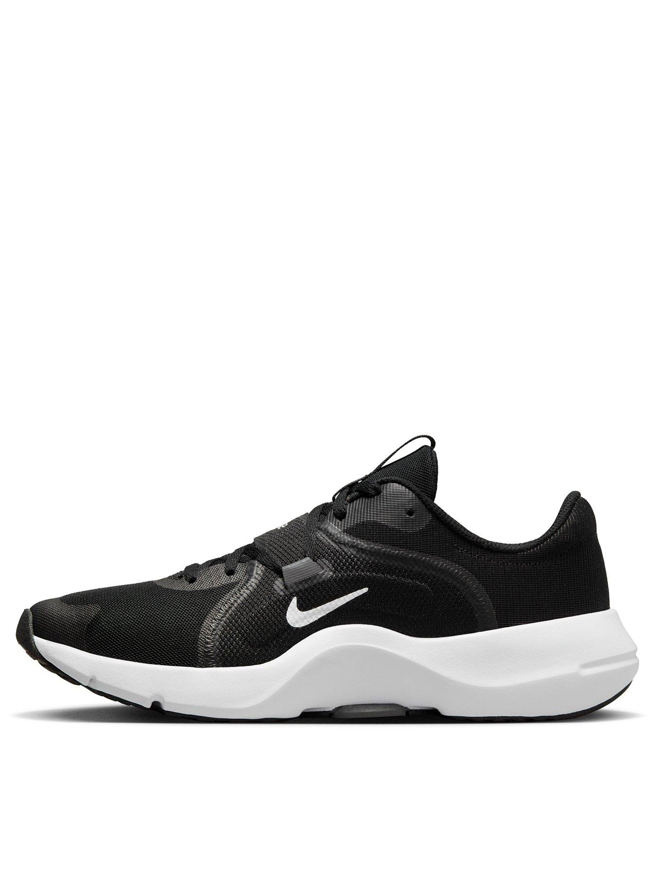 Very black nike store trainers