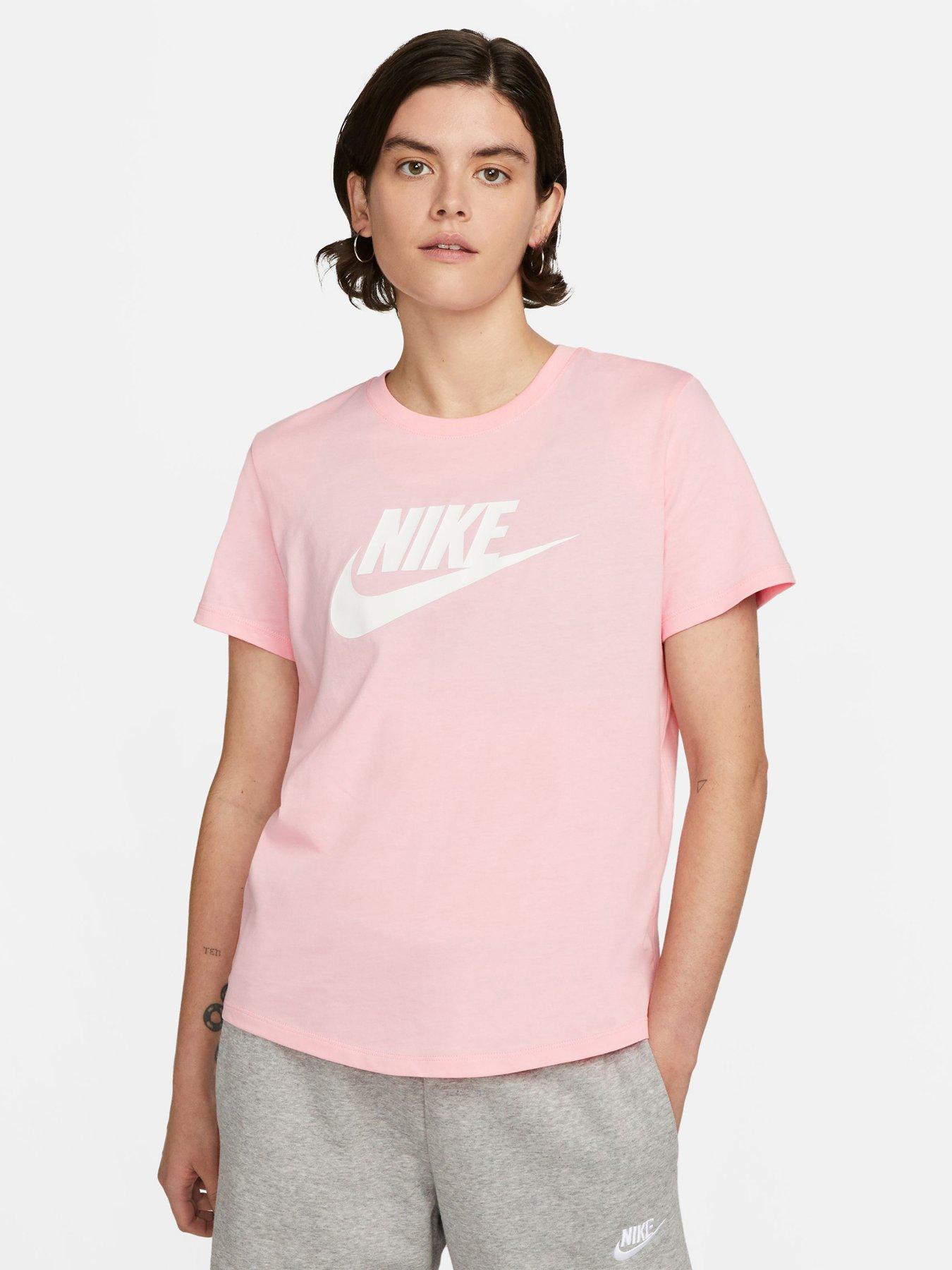 Nike Women Plus Size Sportswear Essential futura tee Shirt top 1x light  Pink