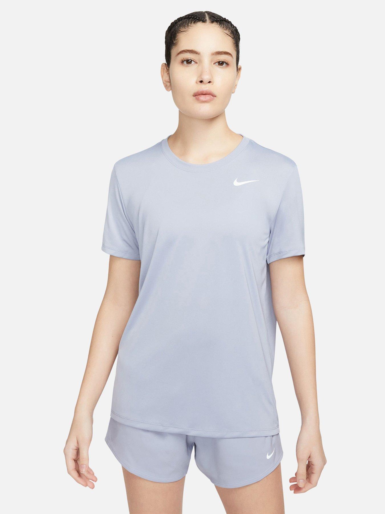 Nike tee hotsell shirts clearance