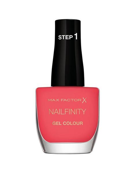max-factor-nailfinity-gel-nail-polish
