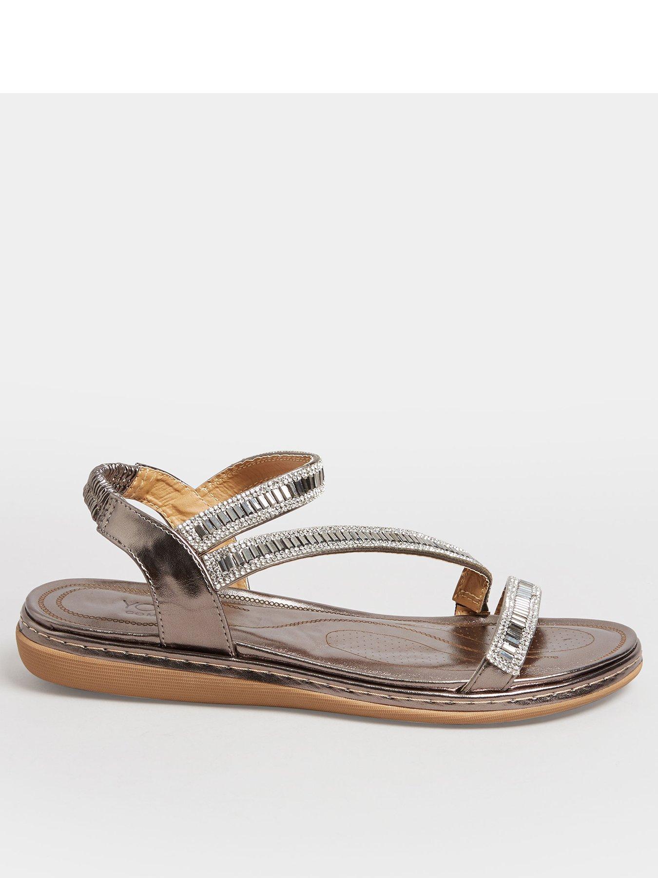 Wide fit silver hot sale flat sandals