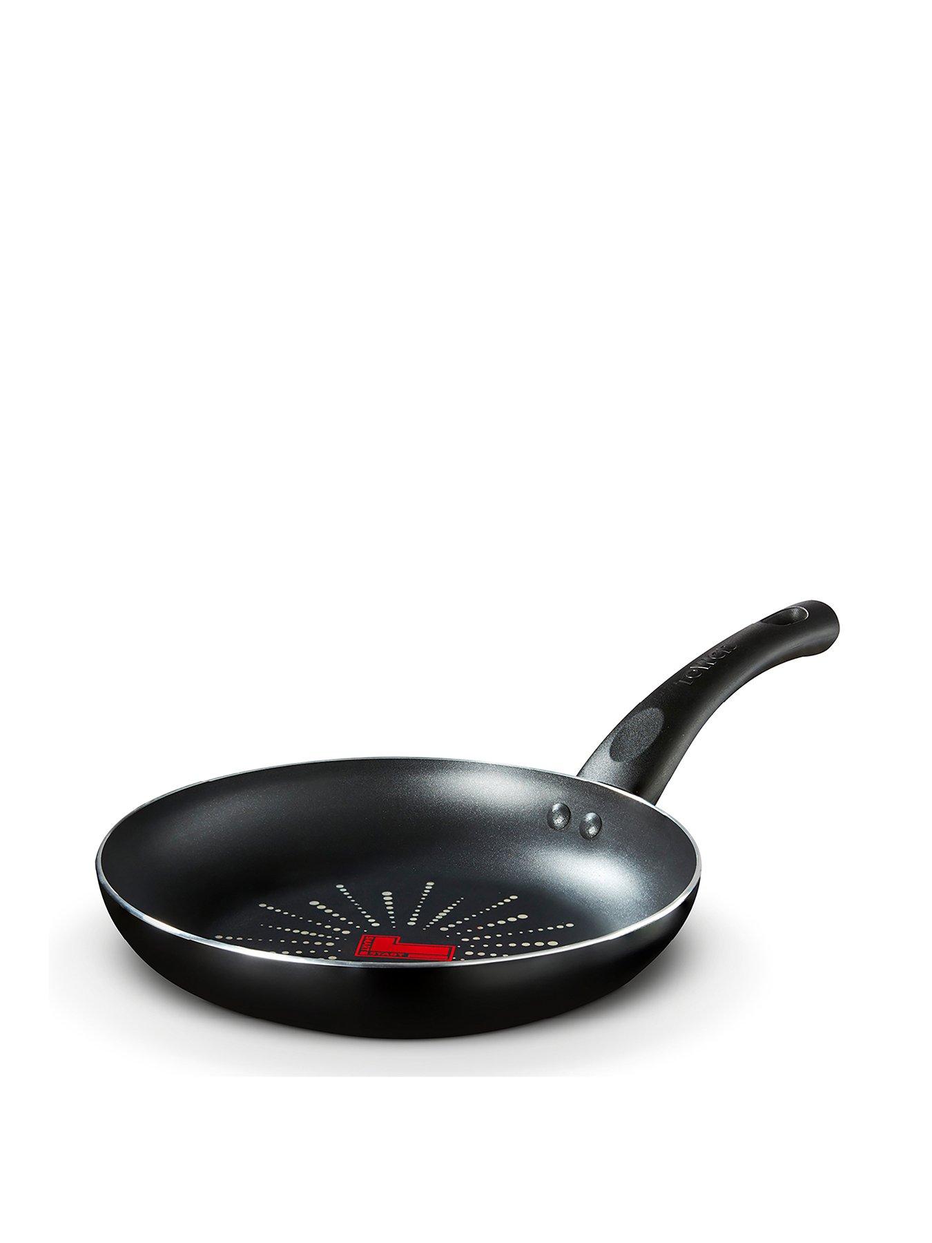 Image 1 of 7 of Tower SmartStart Classic 32 cm Frying Pan