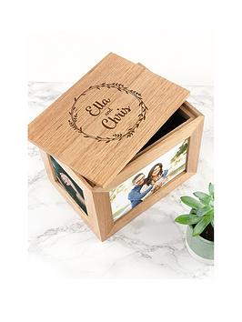 treat republic personalised couples' midi oak photo cube keepsake box with wreath design