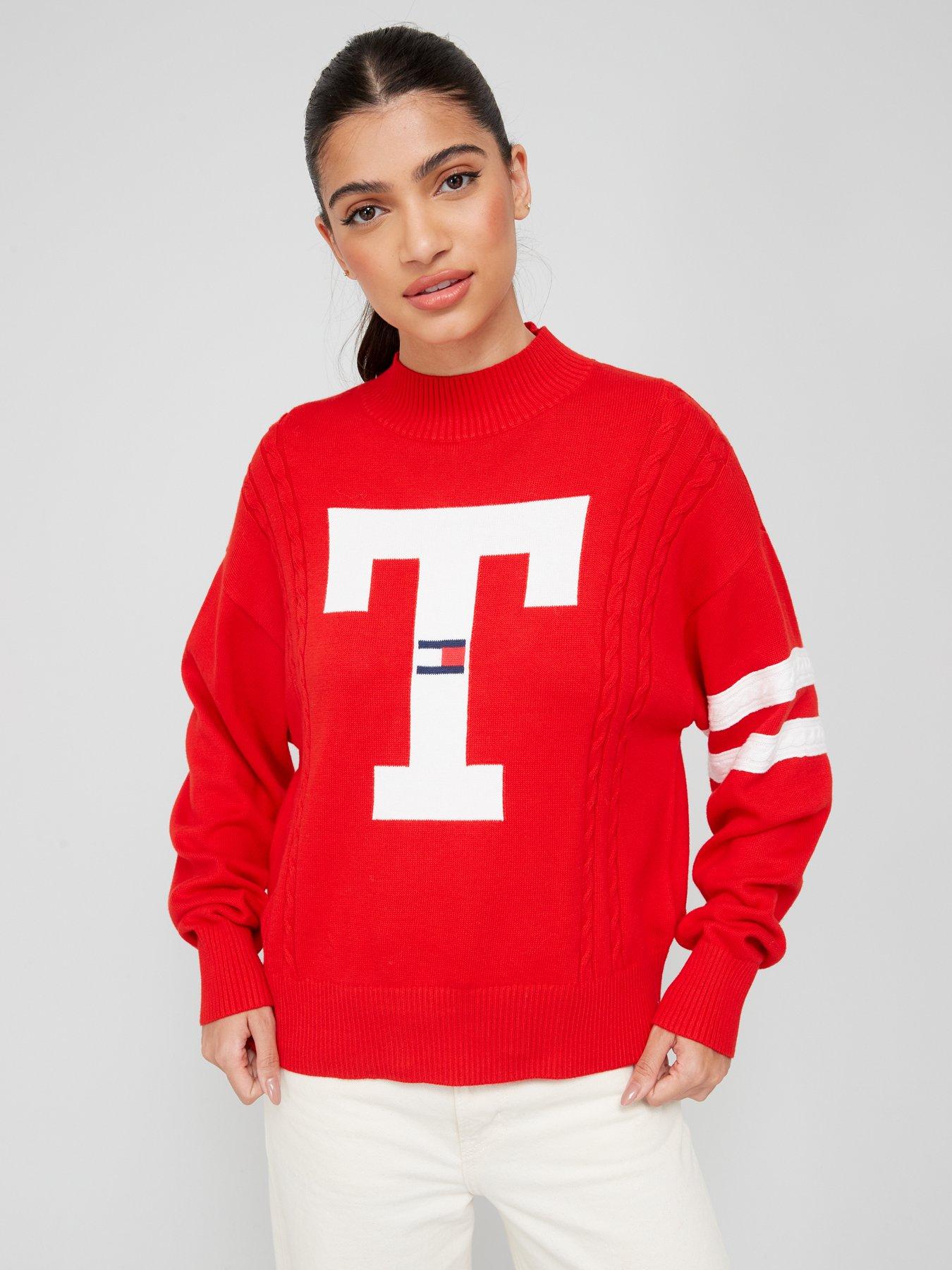 Red tommy hot sale jeans jumper