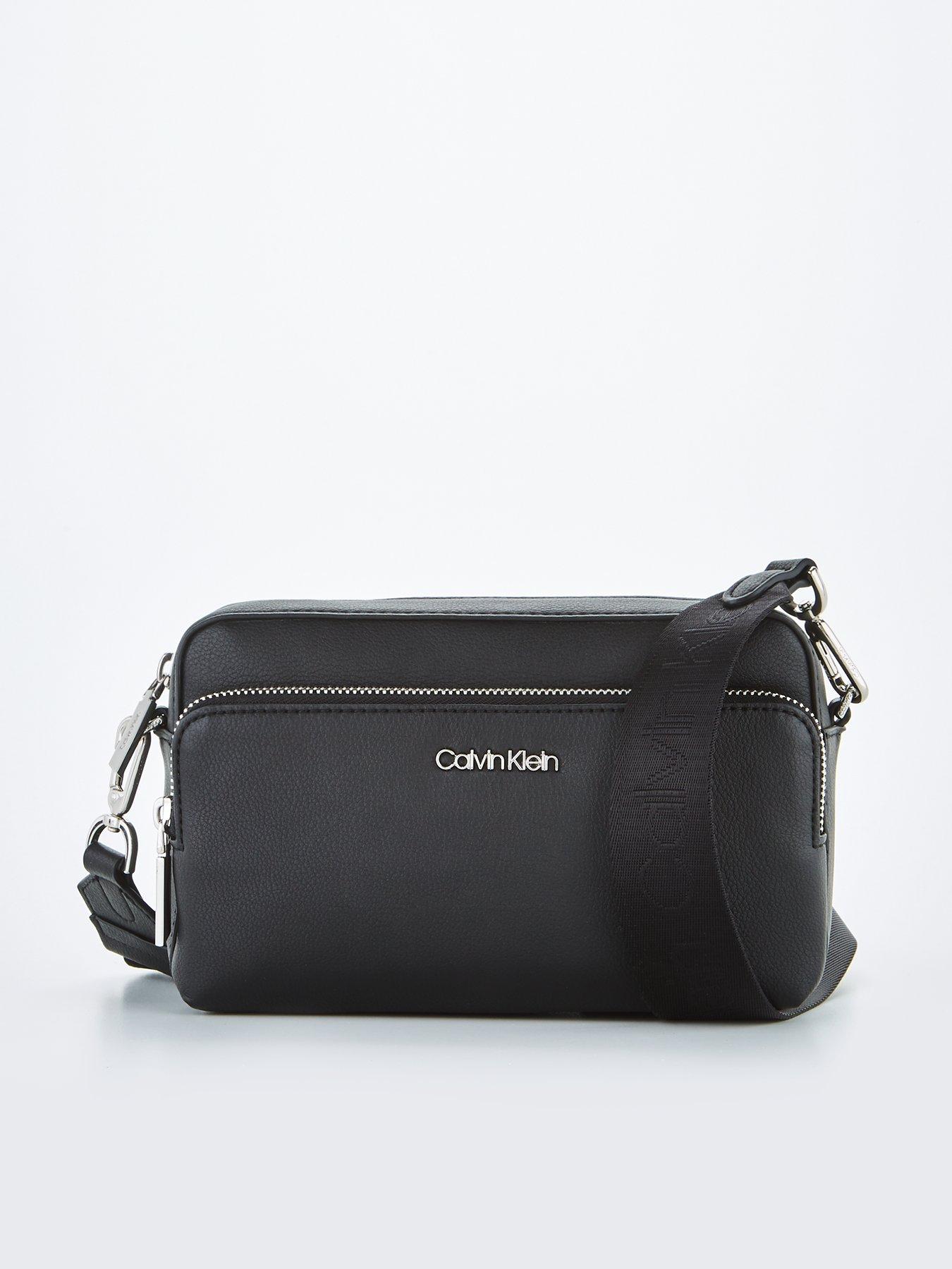 Calvin Klein Ck Must Camera Bag W Pckt Lg CK Black, Crossbody Bag