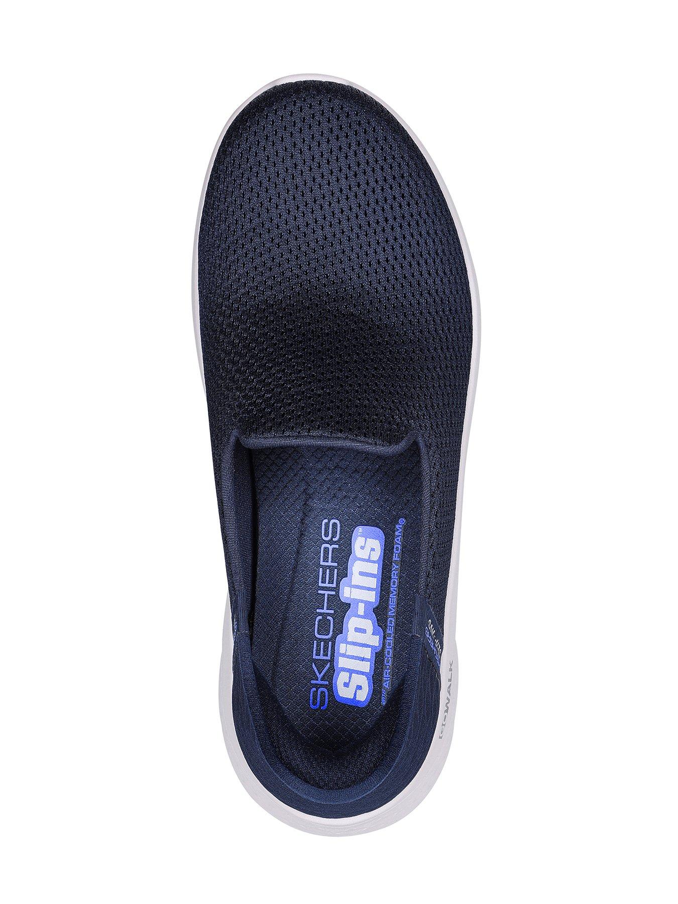 Skechers men's slip hot sale on tennis shoes