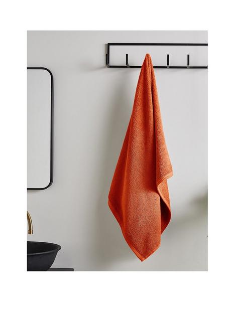 catherine-lansfield-quick-dry-towel-range