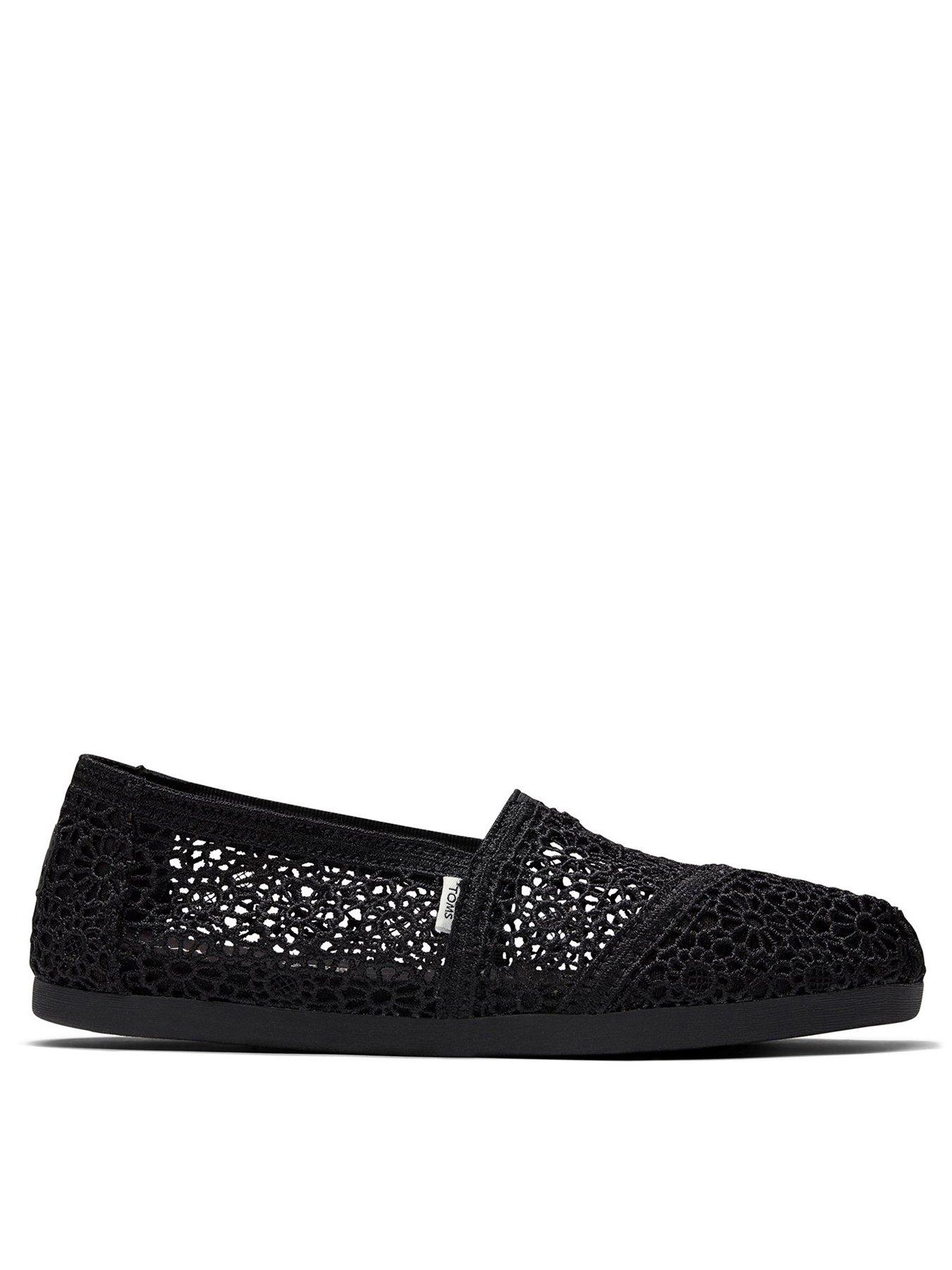 Toms crochet shoes store black