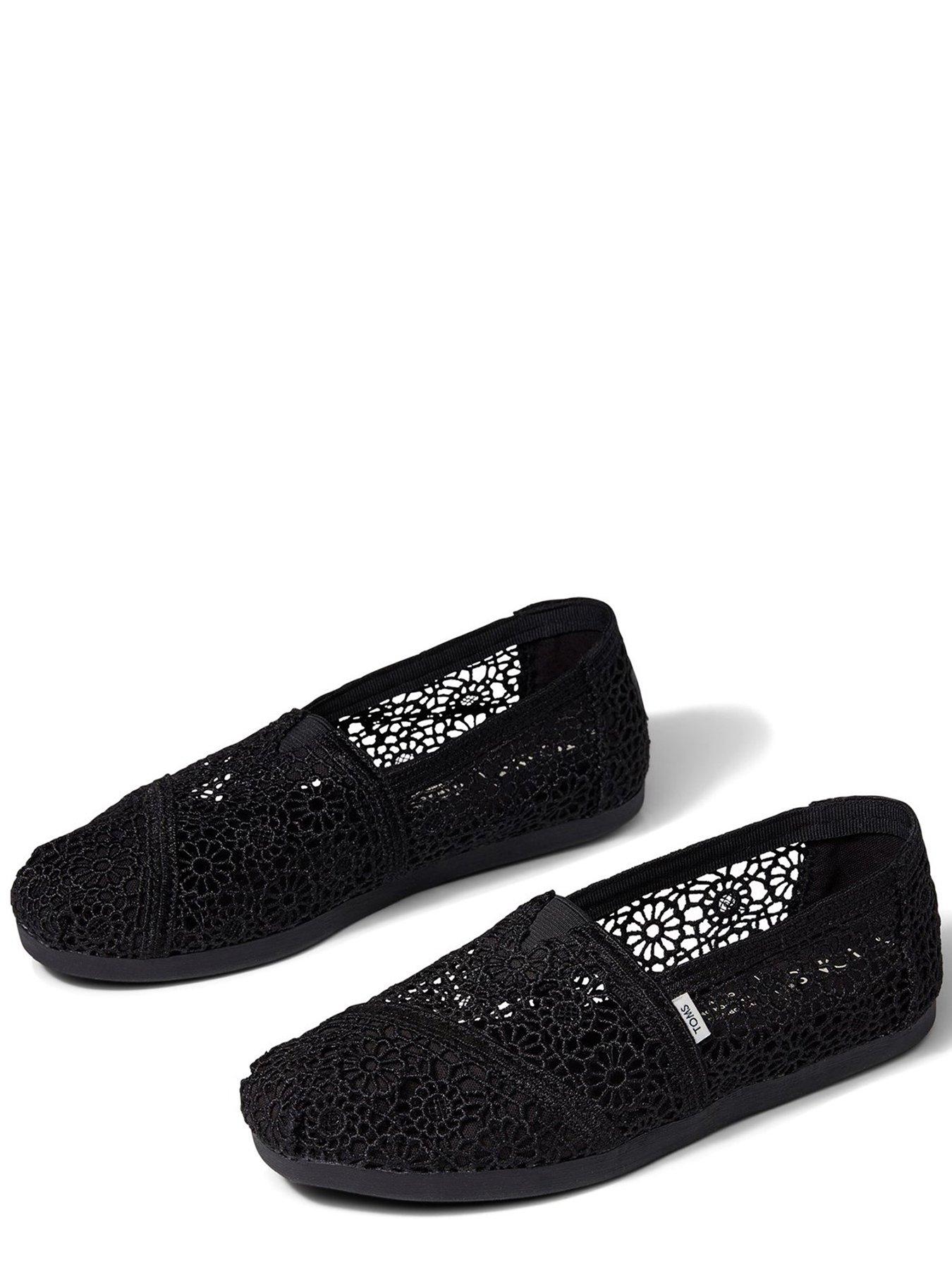 Toms moroccan 2024 crochet black