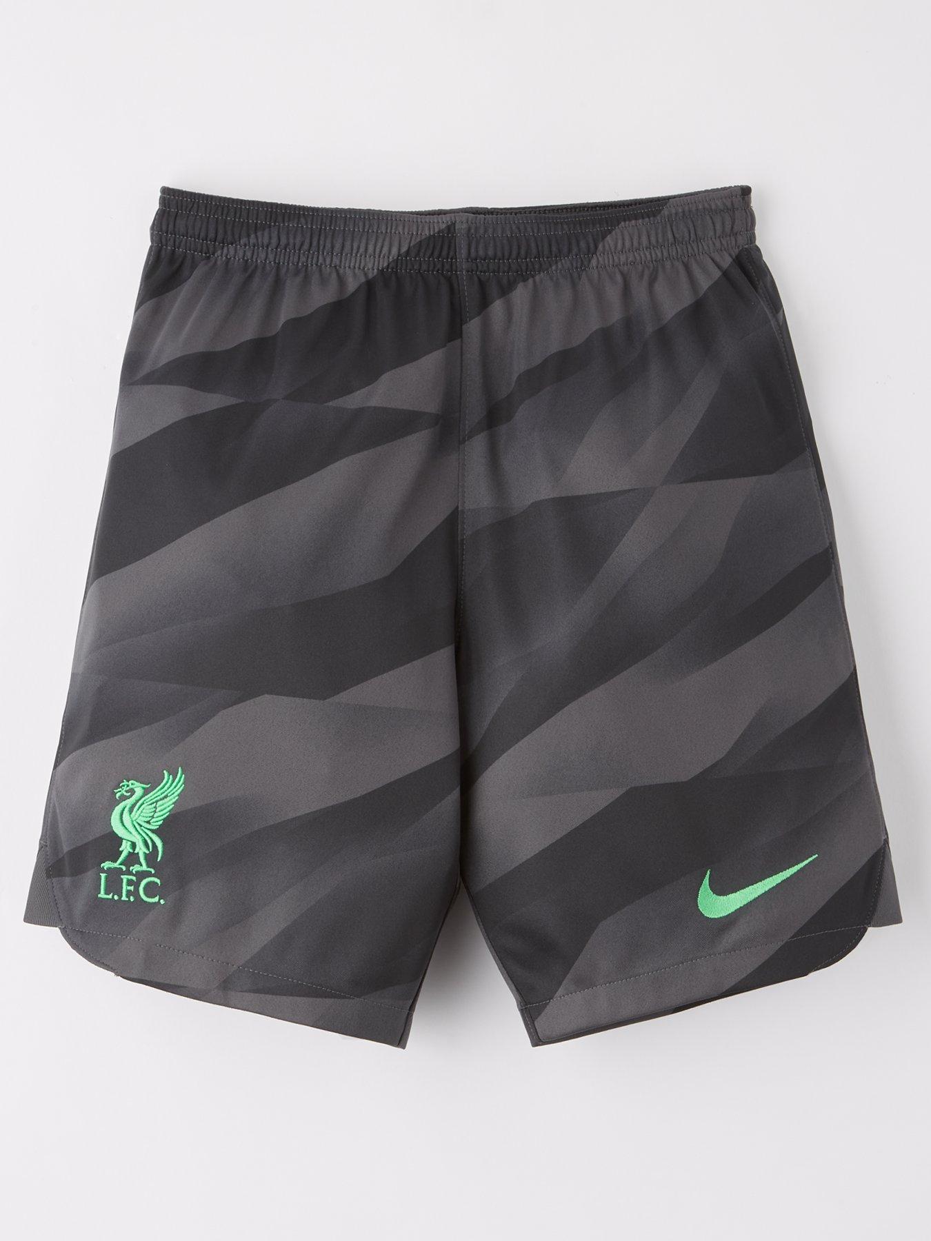 Liverpool goalkeeper sales shorts junior