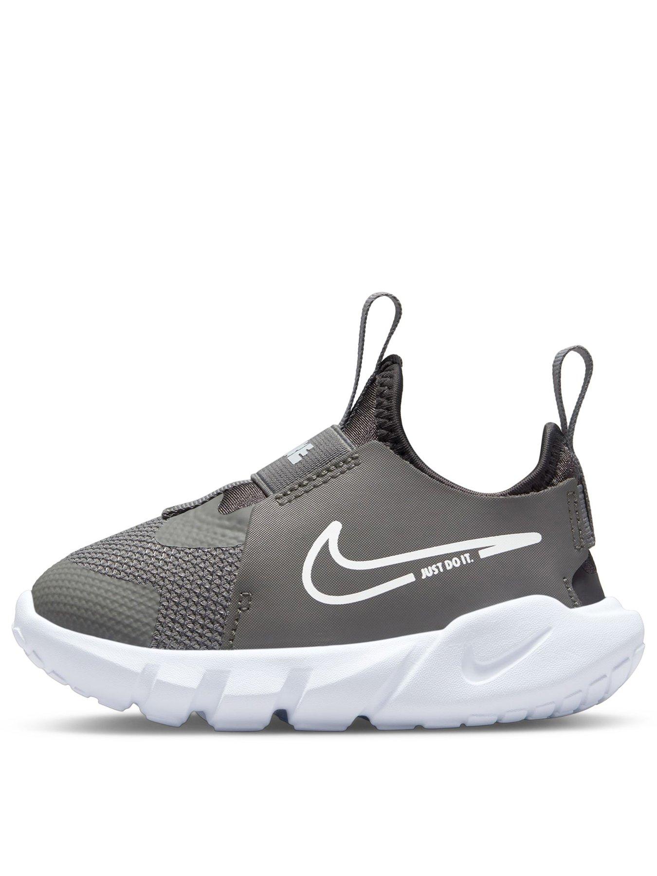 Nike flex rn hot sale 218 kids