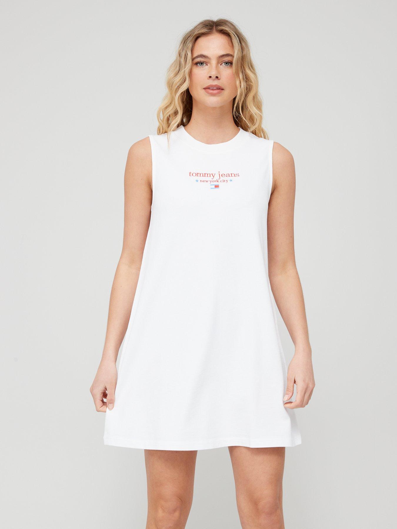 White sleeveless t shirt 2024 dress