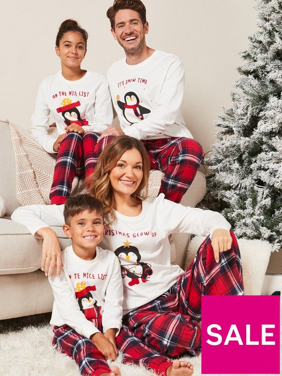 front image of very-man-mens-family-penguin-mini-me-christmas-pyjamas-red