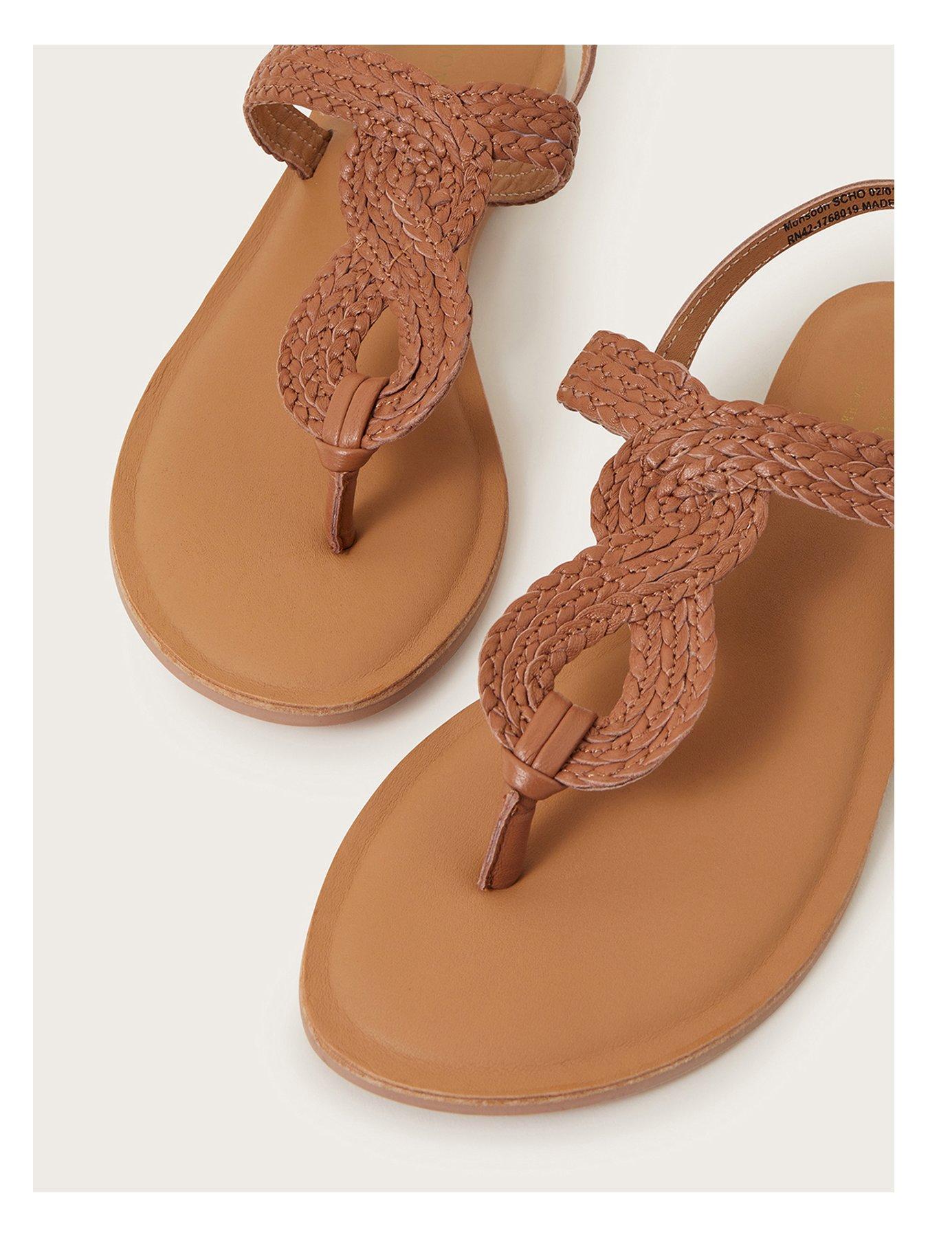 Flat toe hot sale post sandals