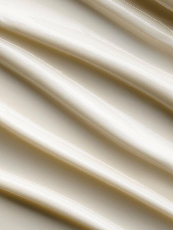 Image 4 of 5 of Elemis Limited Edition Supersize Pro-Collagen Marine Cream SPF 30 100ml