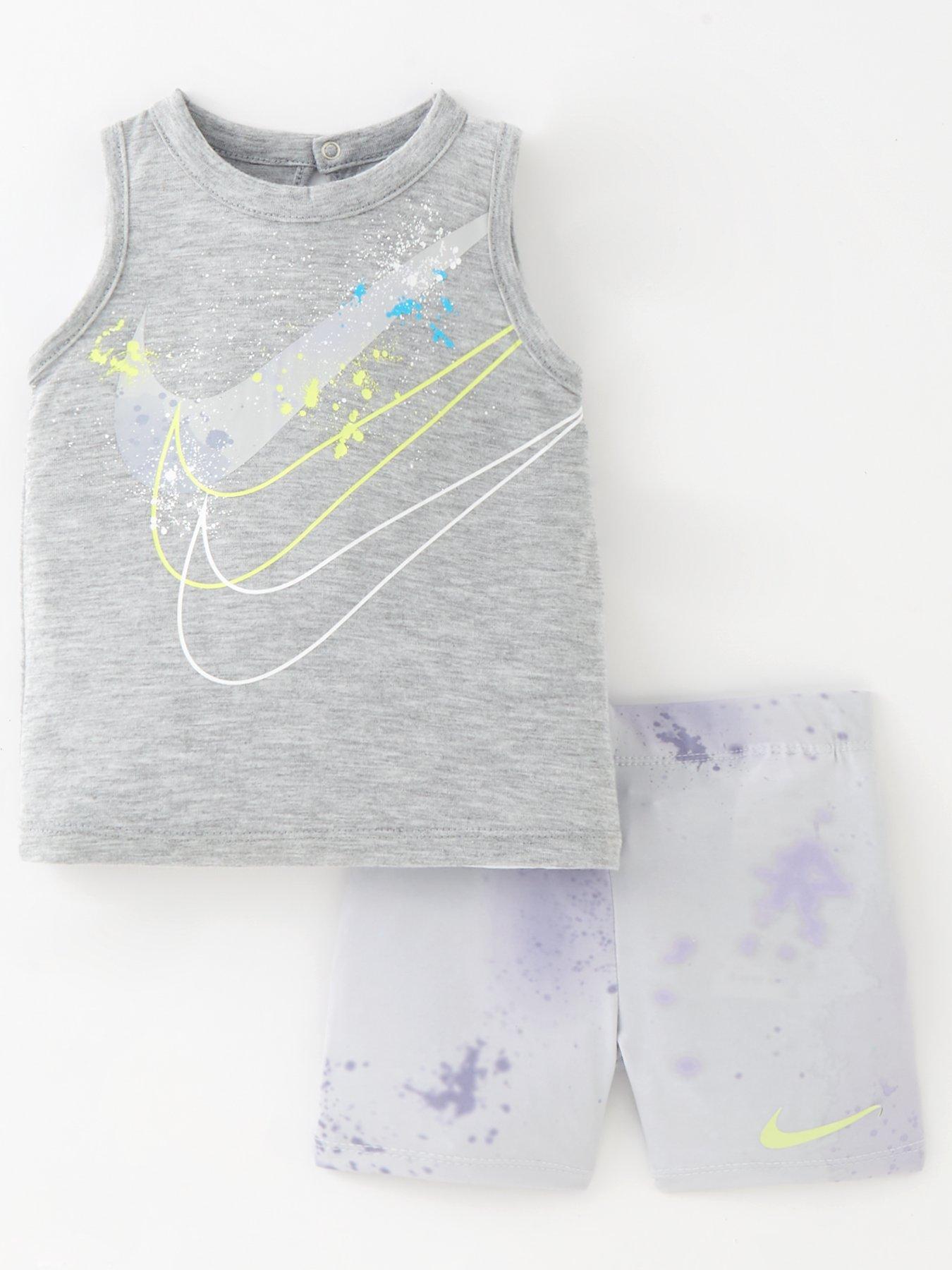 Girls clearance nike vest