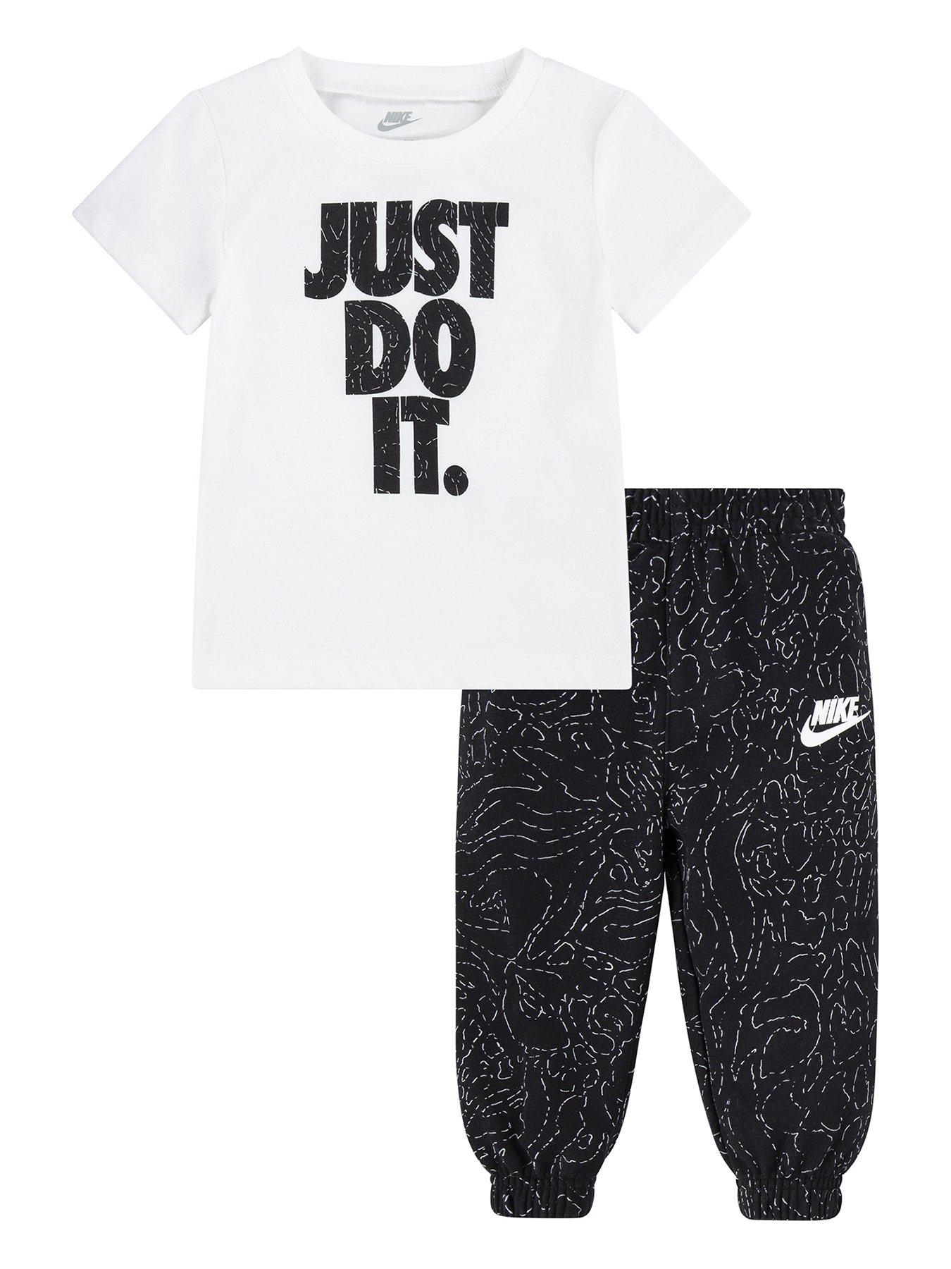 Nike Infant Boys Club Seasonal Tee & Jog Pant Set - Black/White