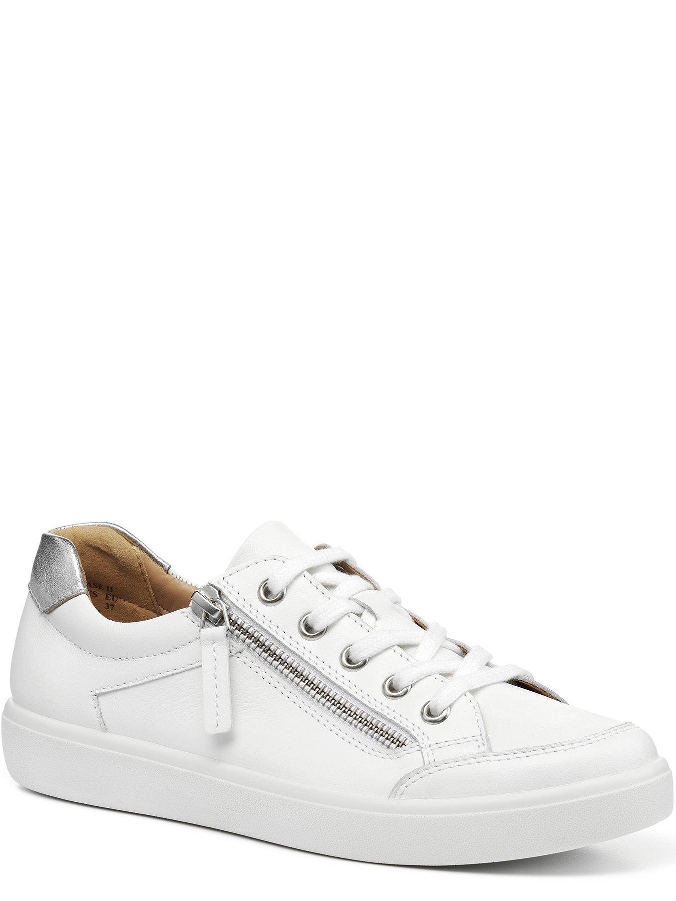 Extra wide deck shoes hotsell