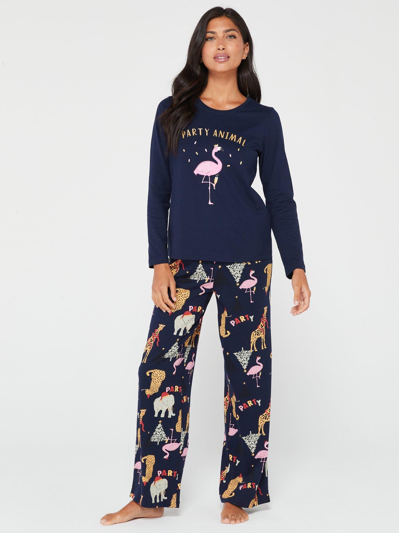 Women's Ultra-Soft Fleece Pajama Sets – 2 pc Set with Christmas Holiday  Prints, Set 2, Small : : Clothing, Shoes & Accessories