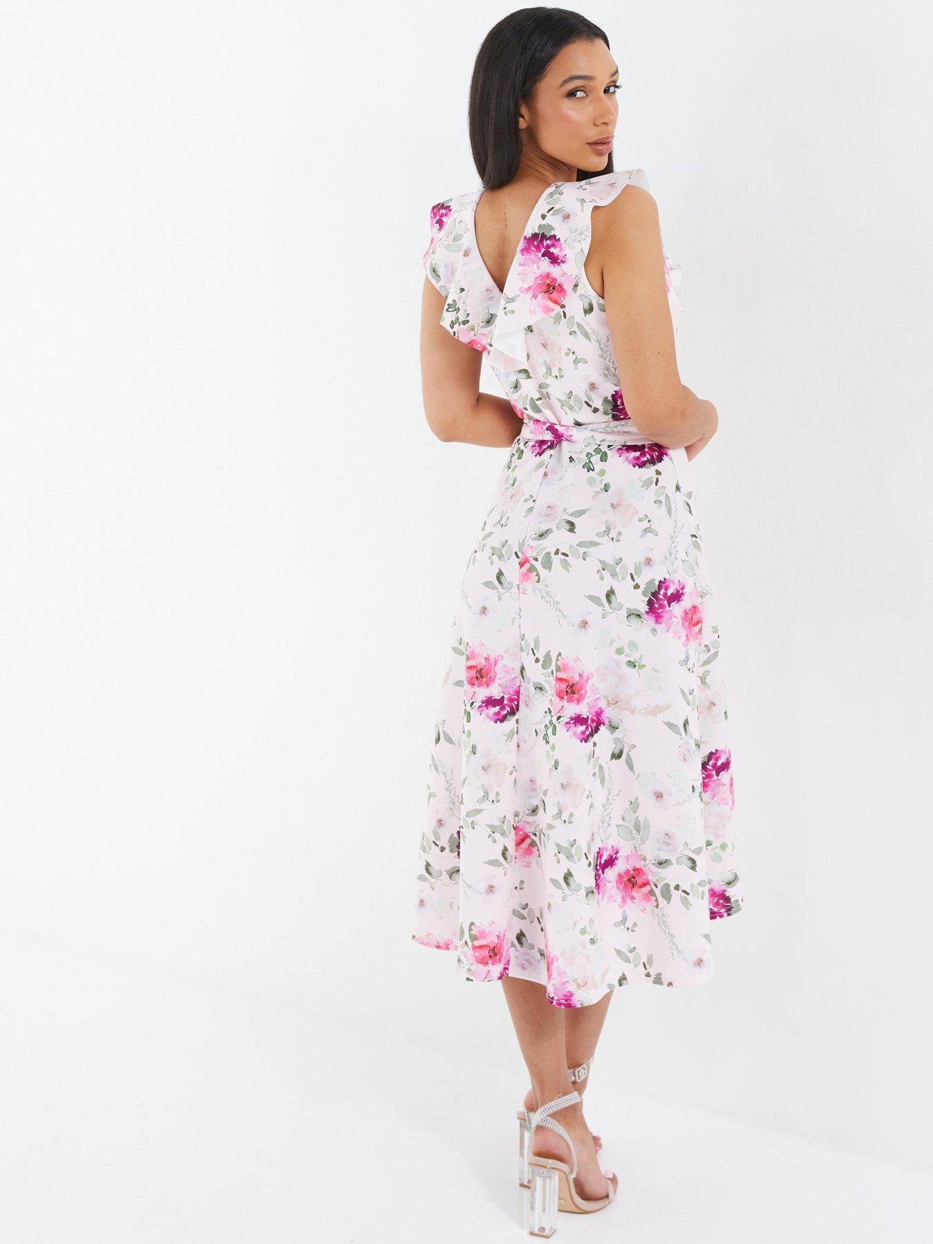 Quiz floral hot sale dip hem dress