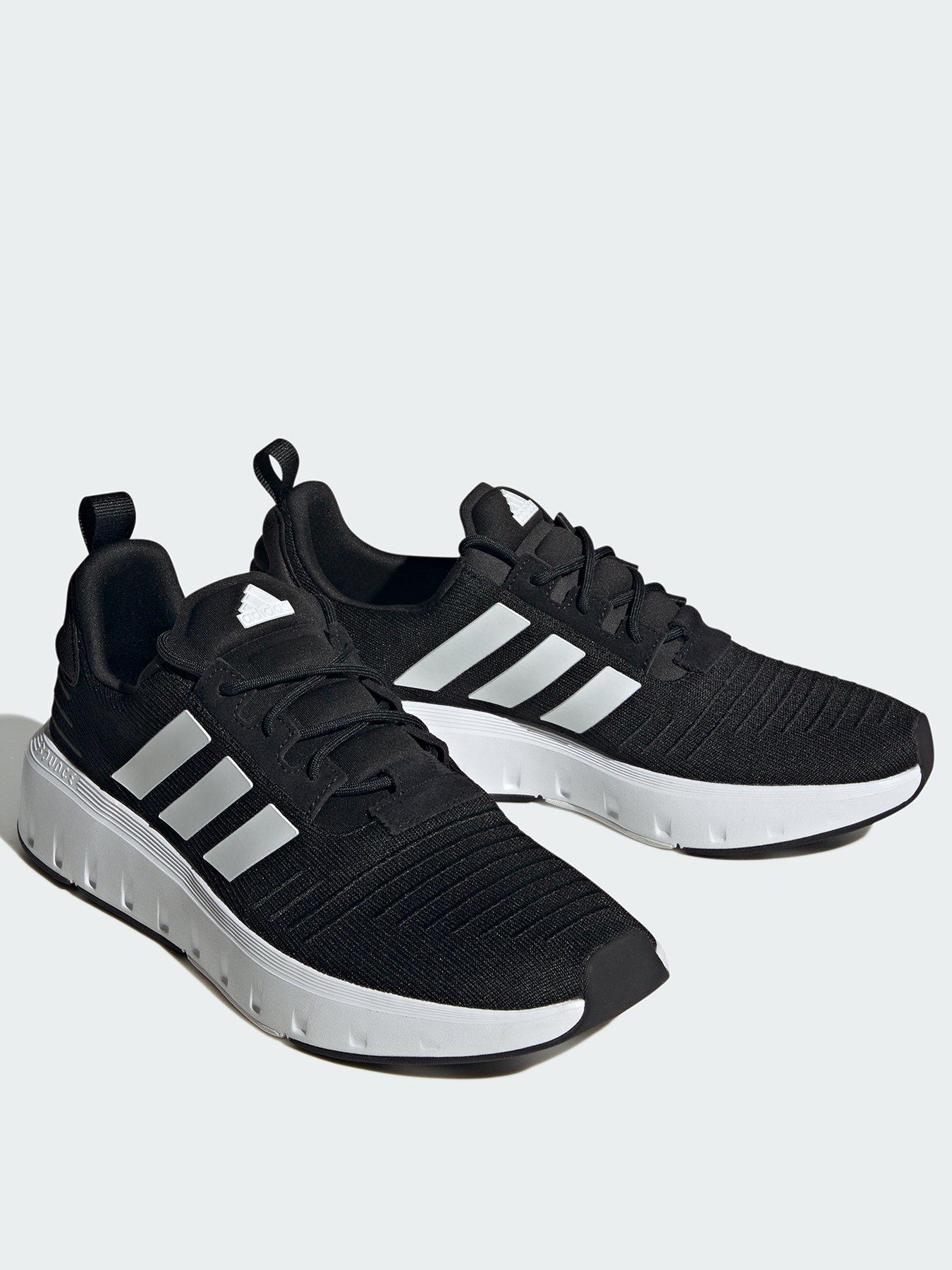 Adidas swift run outlet trainers core black white