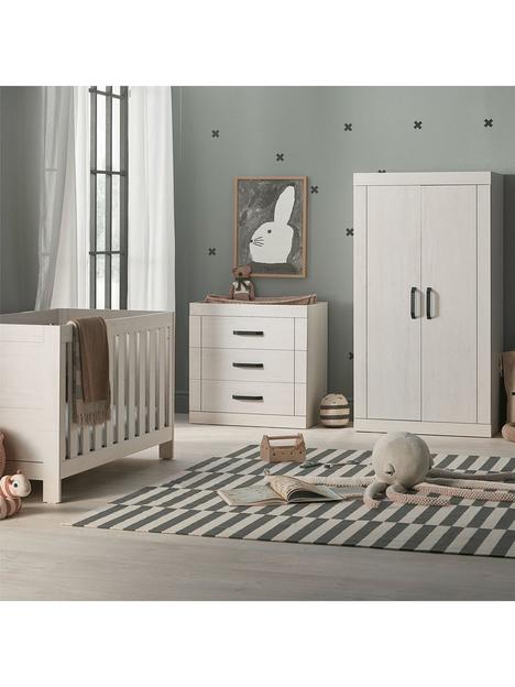 silver-cross-alnmouth-oak-3-piece-cot-dresser-and-wardrobe-furniture-set