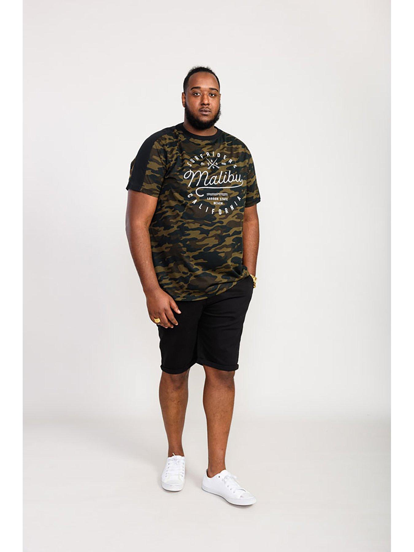 Image 2 of 5 of D555 Sullivan Camo Malibu Chest Print T-Shirt