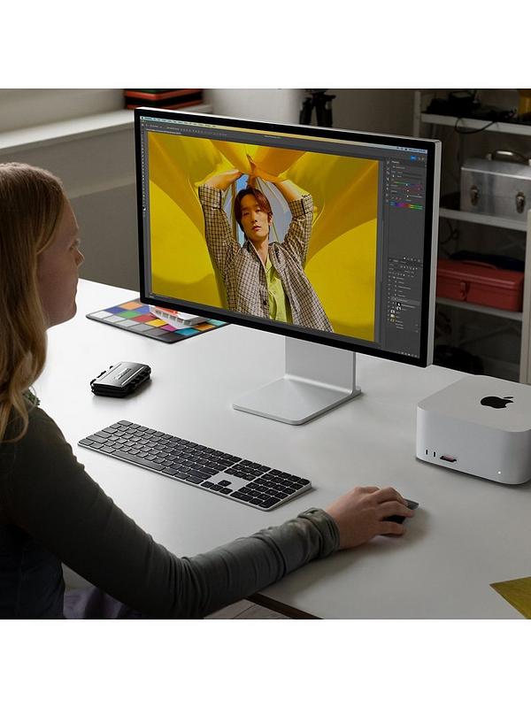 Apple Mac Studio (M2 Max, 2023) with 12-core CPU, 30-core Apple Mac Studio (M2 Max, 2023) with 12-core CPU, 30-core