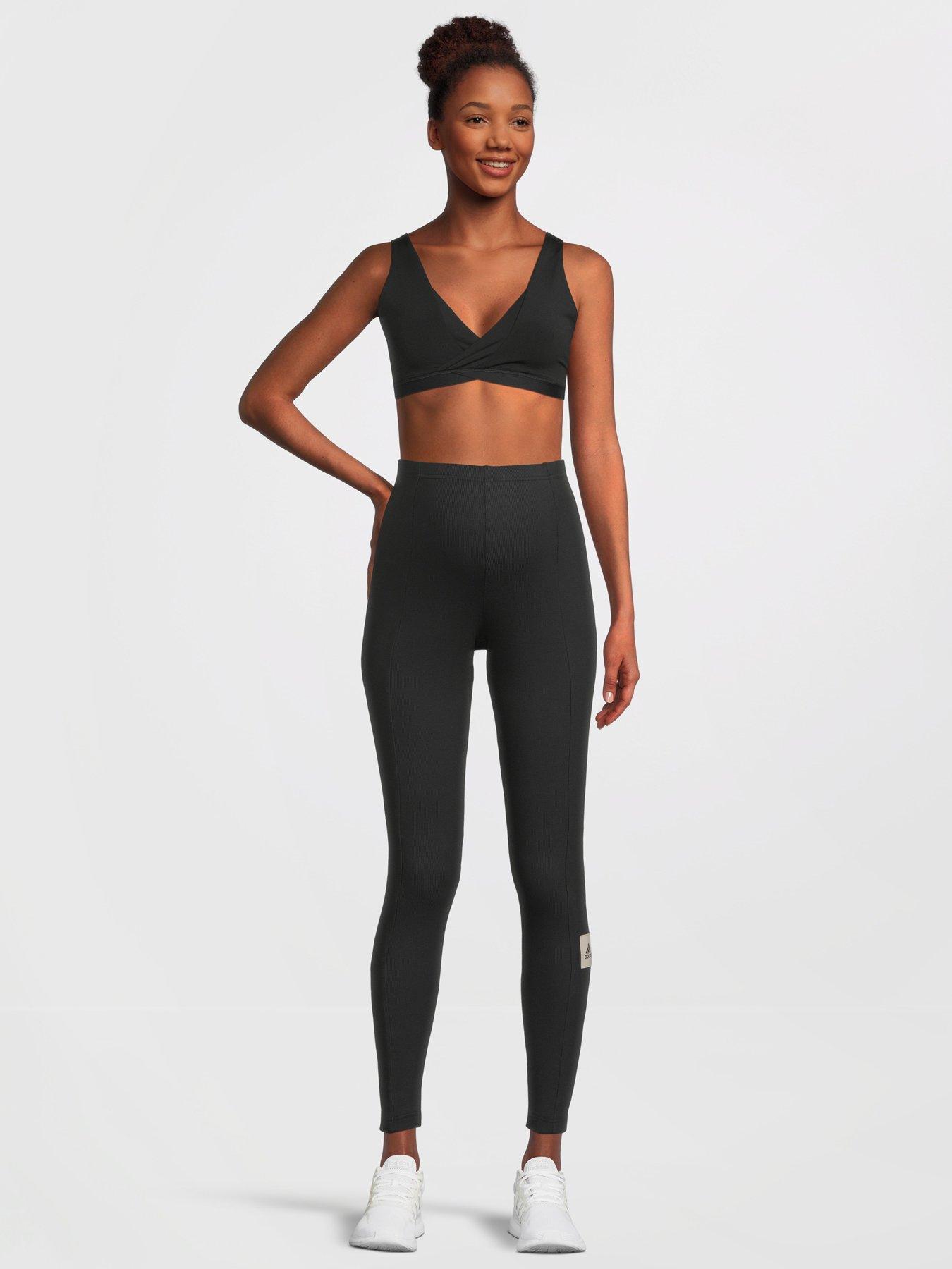 Female sportswear hotsell