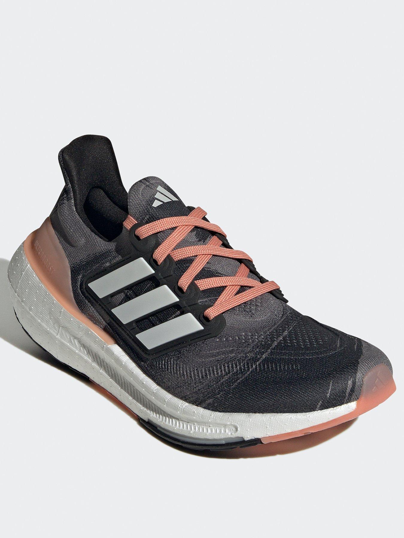 Wiggle on sale ultraboost 19