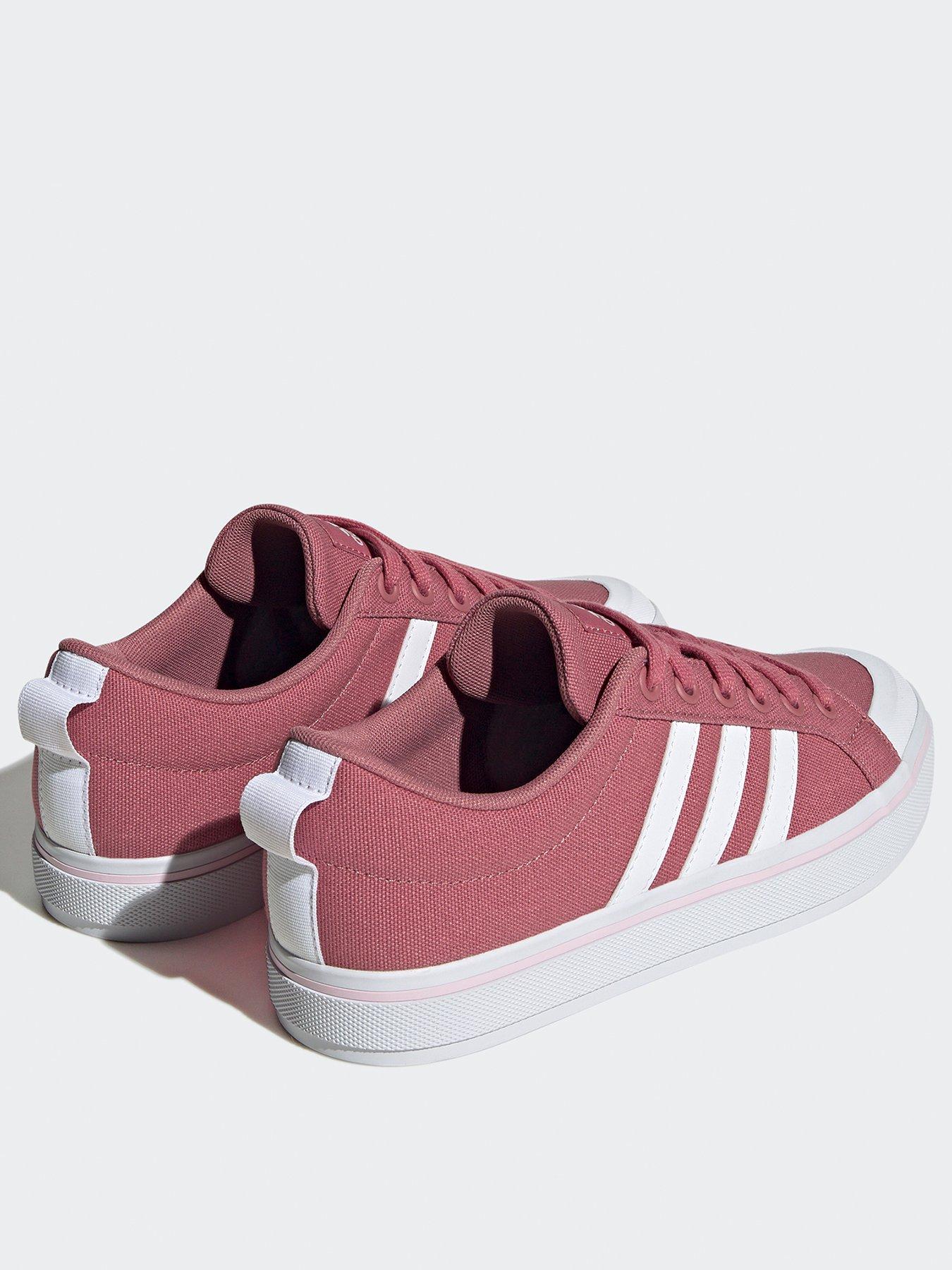 adidas Women's Bravada Sneaker, Wonder Mauve/White/Cloud White, 7 :  : Clothing, Shoes & Accessories