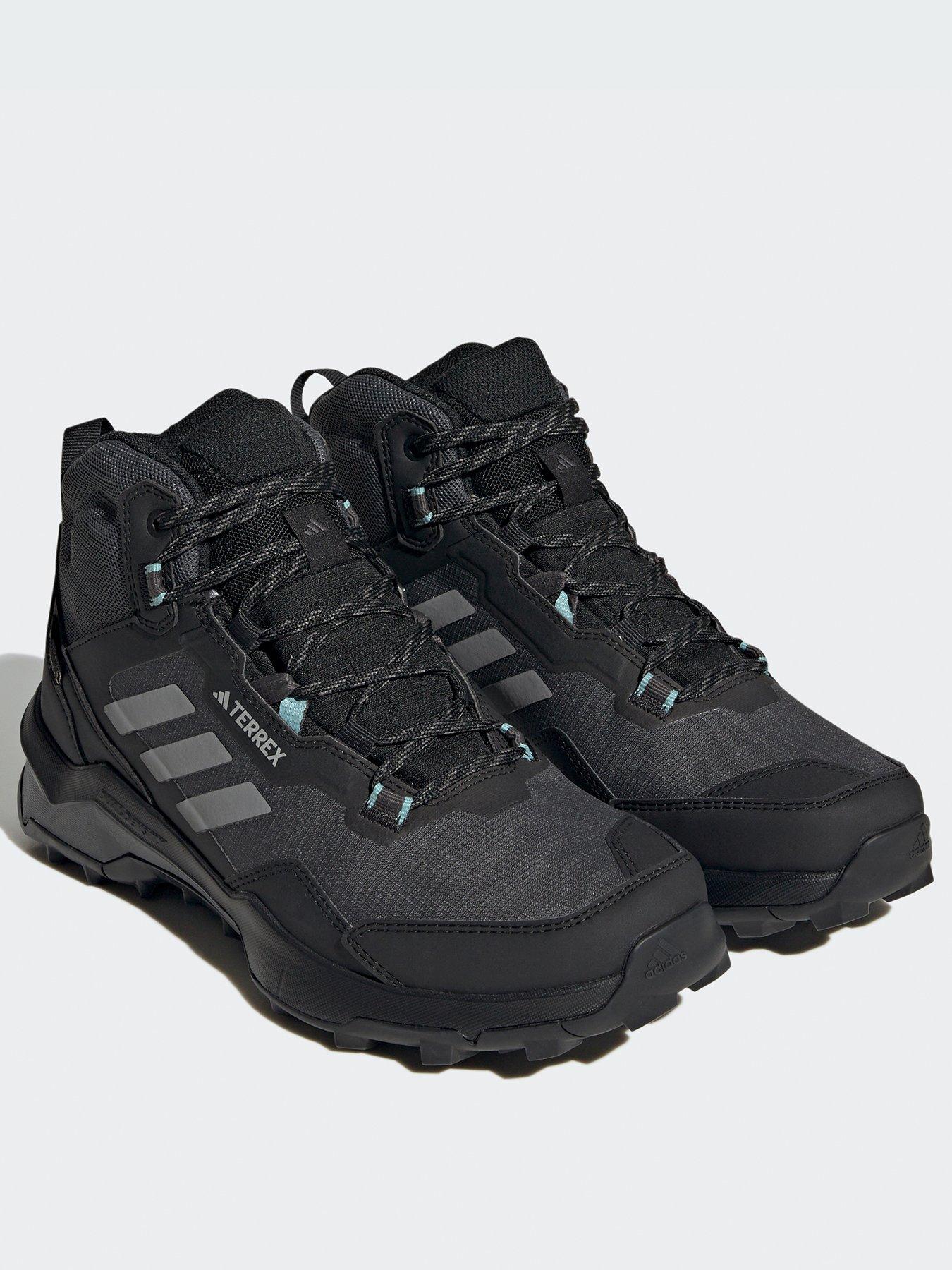 Adidas trekking clearance trainers