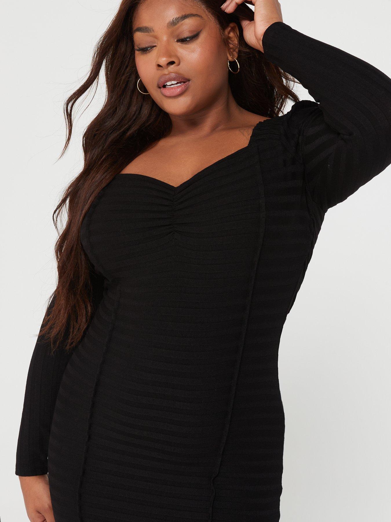 Curves to Contour: Plus Size Fashion Outfit