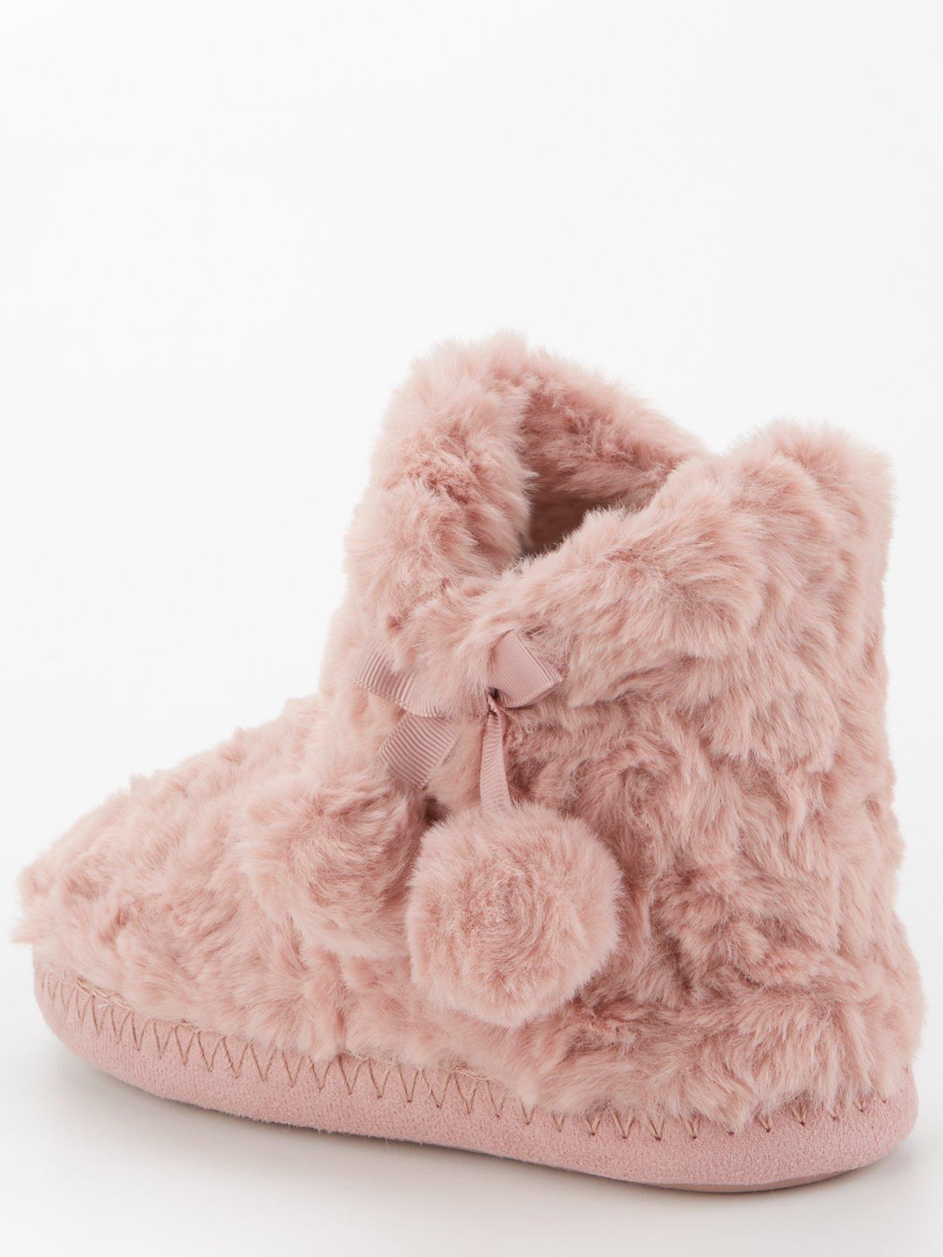 Girls fluffy hot sale slippers