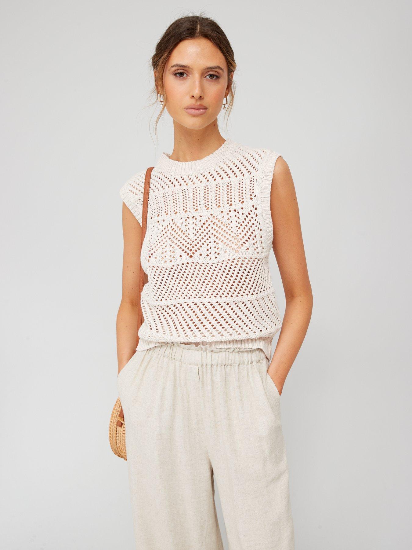 Michael Kors Ring Twist Crew Neck Sleeveless Tank