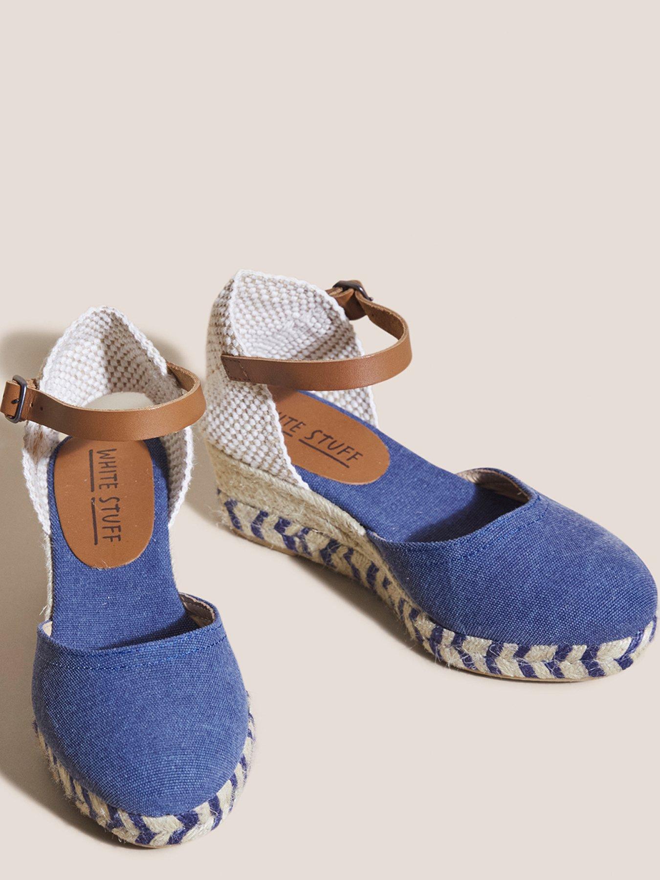 Blue and best sale white wedges