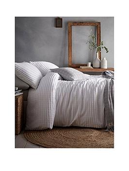 Product photograph of Appletree Loft Torbury Tuft Duvet Cover Set - White from very.co.uk