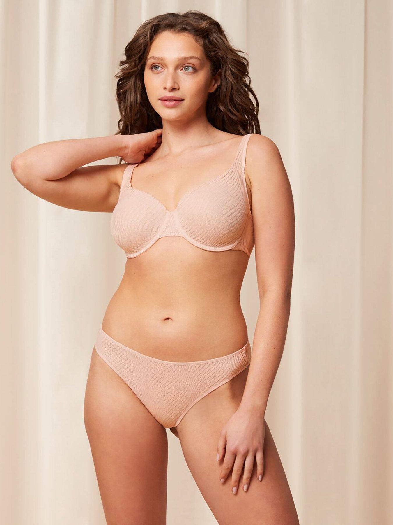 Image 2 of 3 of Triumph Harmony Minimiser Spotlight Underwired Bra - Pink