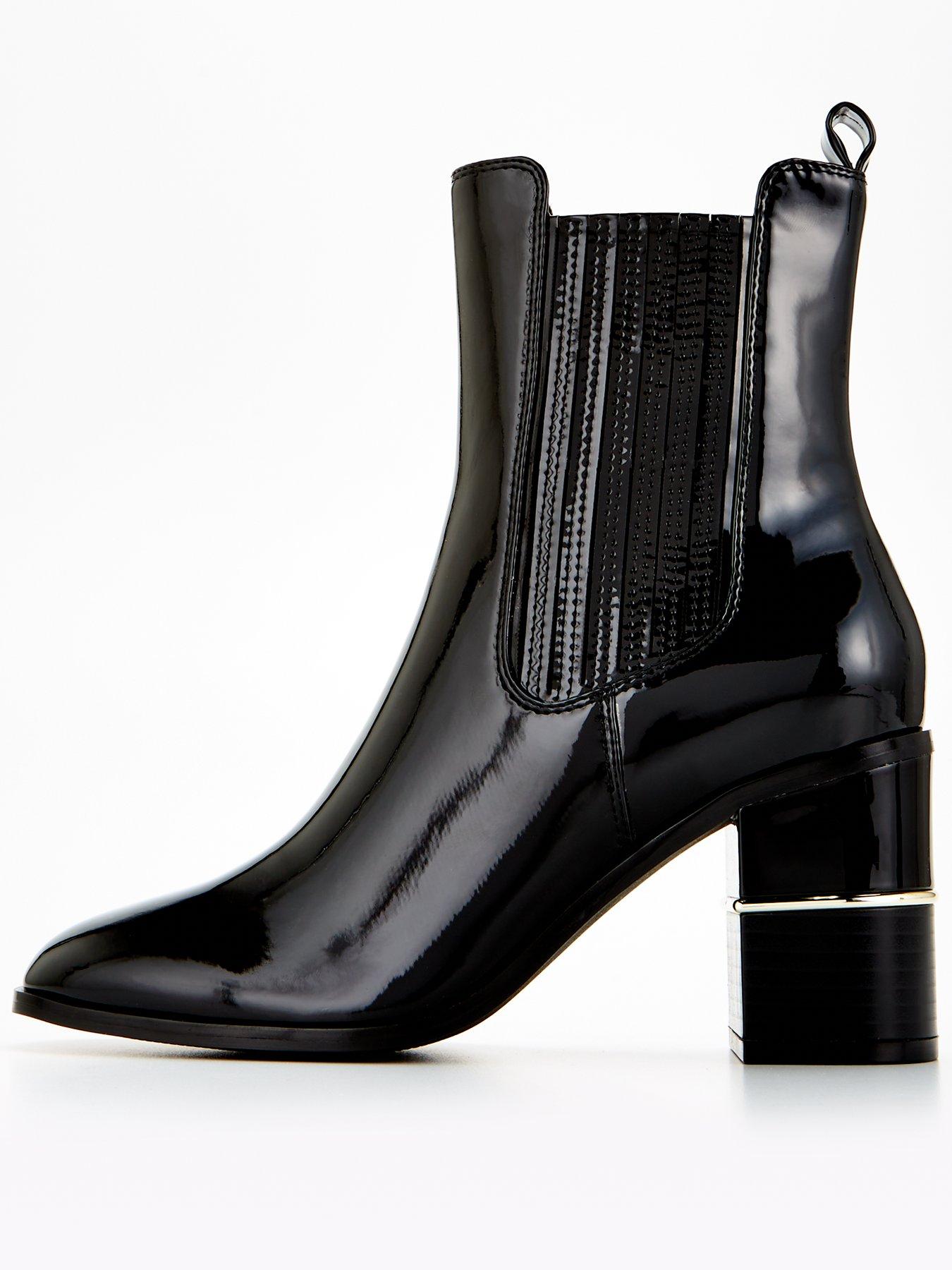 Calvin Klein Brady Black Liquid Patent Smooth 11 : : Clothing,  Shoes & Accessories