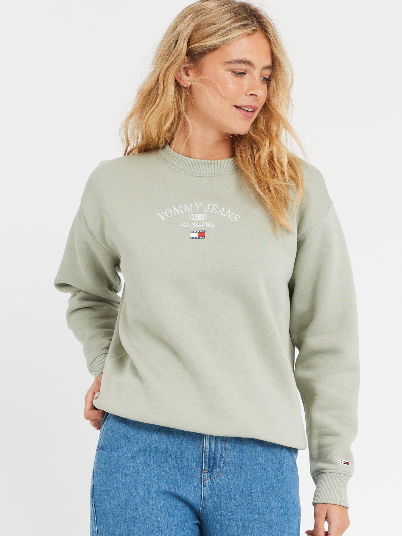 Tommy jeans sale relaxed fit sweatshirt