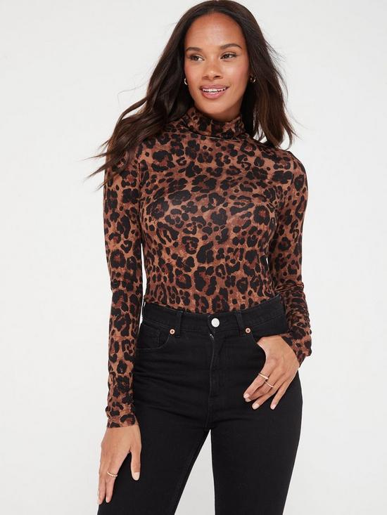 front image of everyday-turtle-neck-long-sleeve-top-print