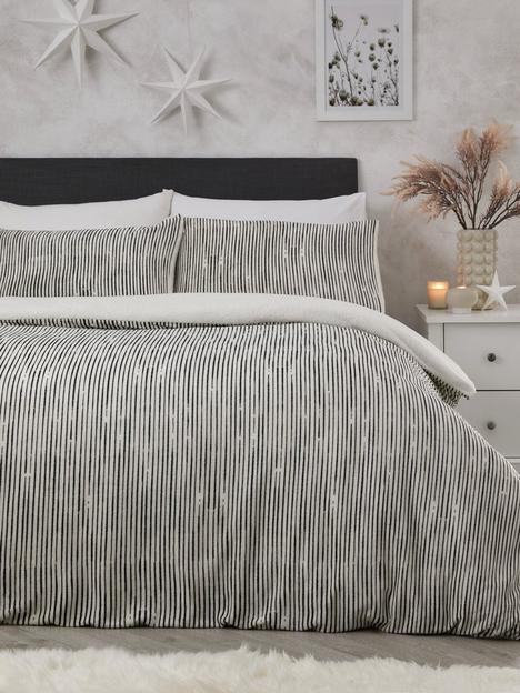very-home-cosy-neutral-stripe-printed-fleece-duvet-cover-set
