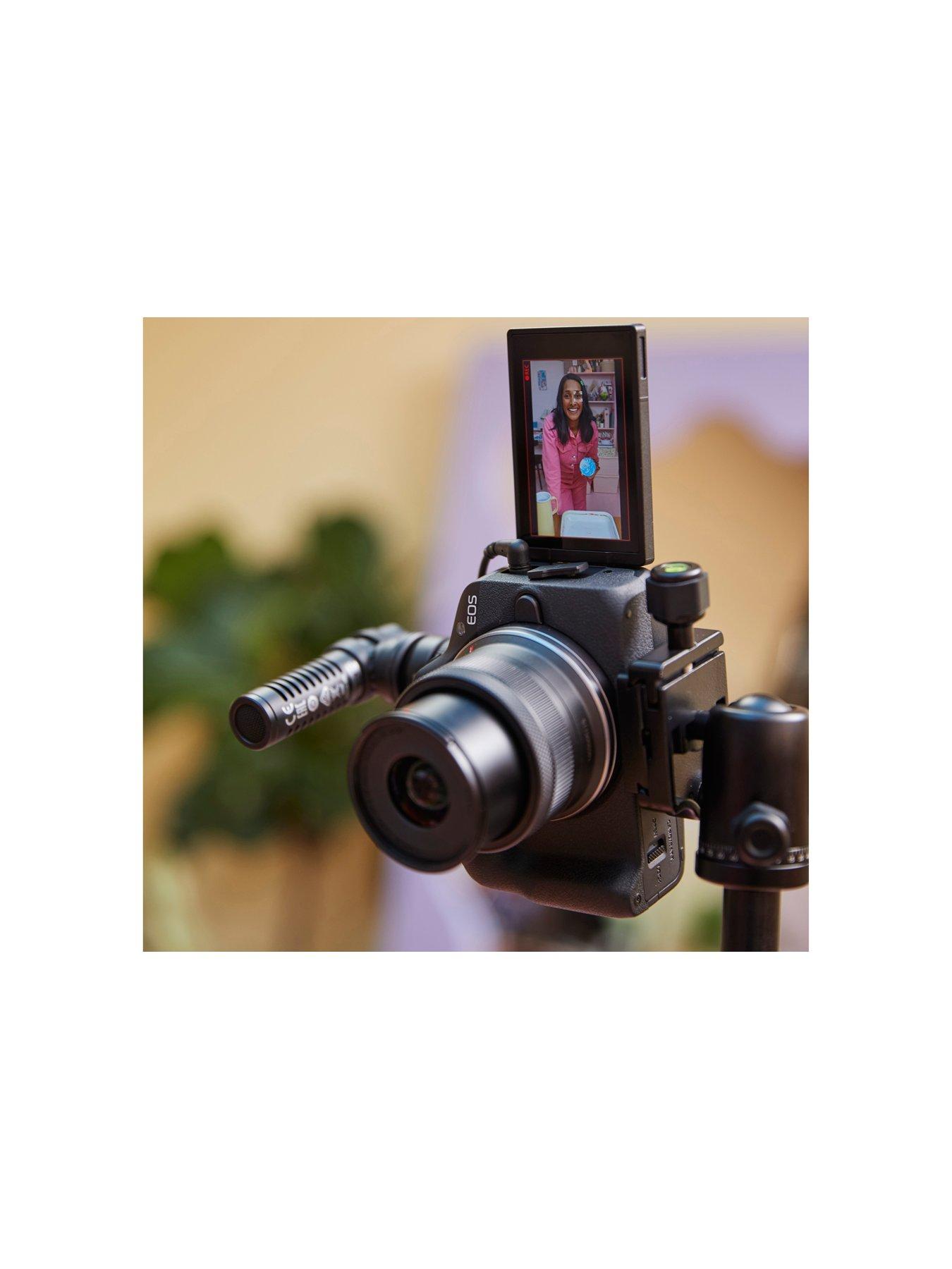 Image 6 of 7 of Canon EOS R50 APS-C Mirrorless Camera inc RF-S 18-45mm Lens - Black