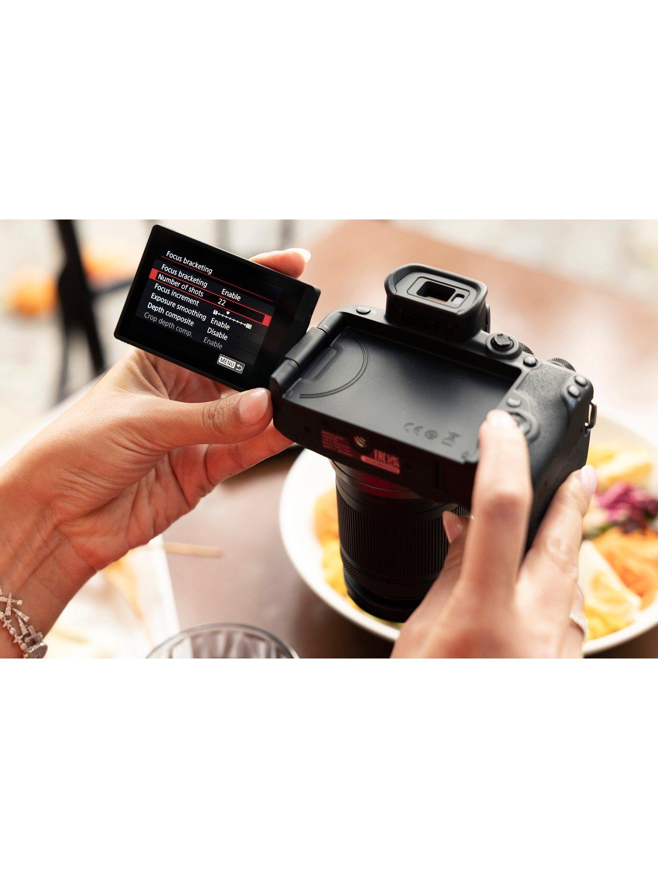 Image 7 of 7 of Canon EOS R10 APS-C Mirrorless Camera with&nbsp;RF-S 18-150mm Lens Kit